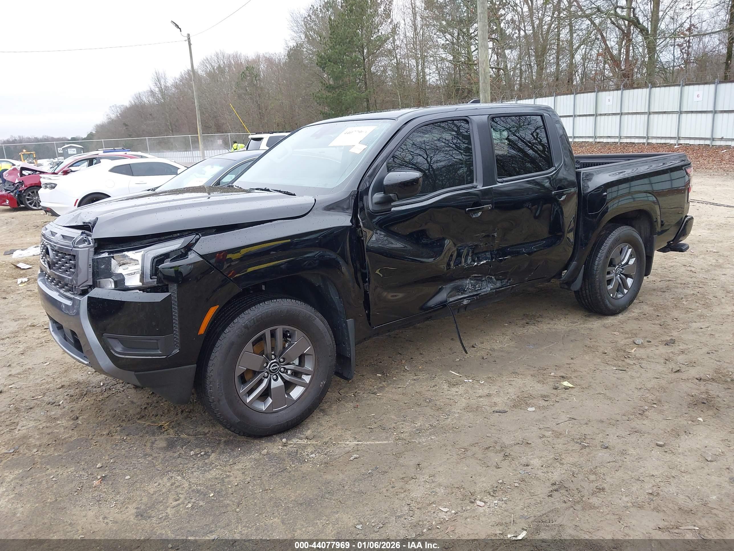 NISSAN FRONTIER image 2