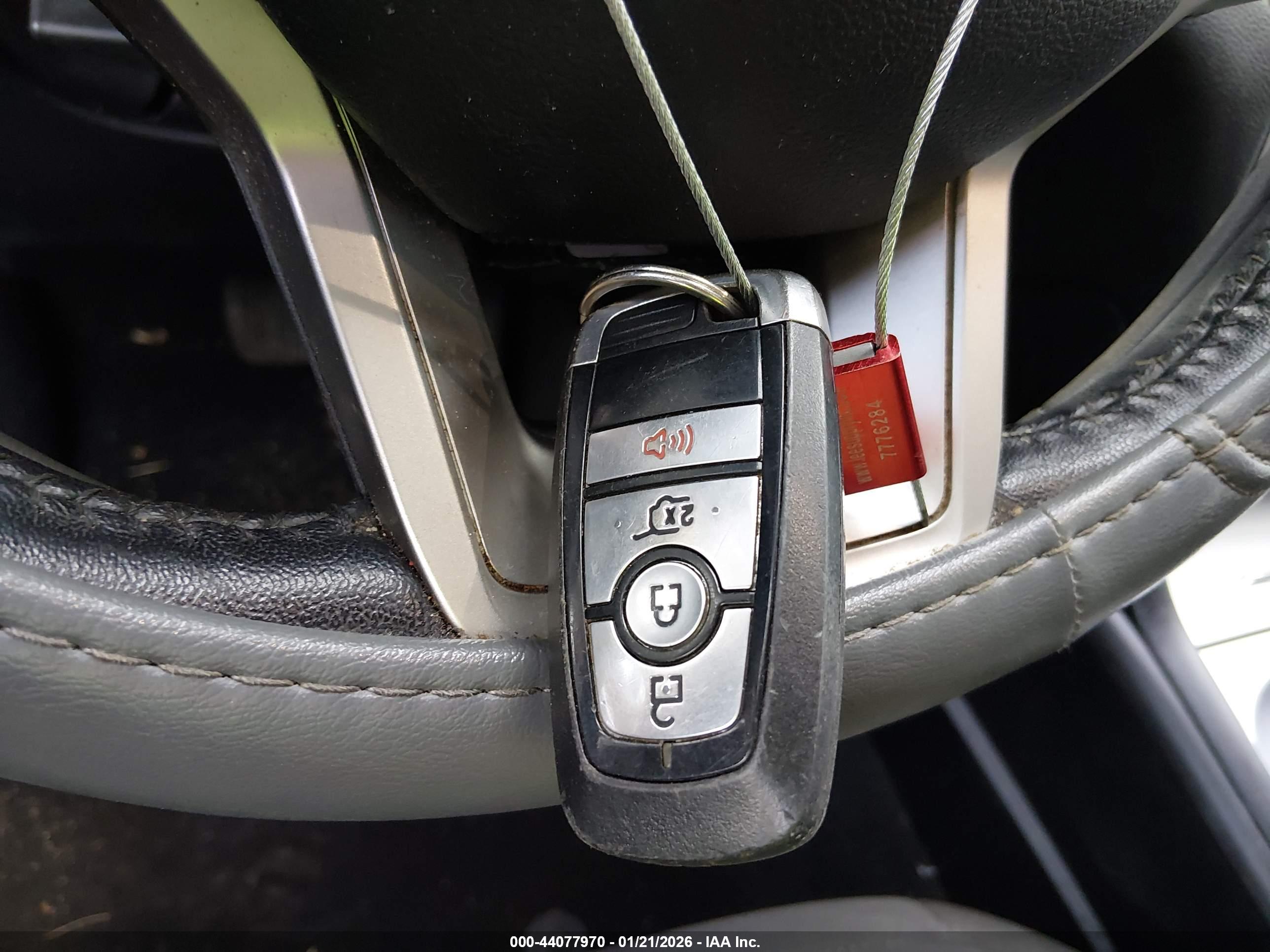 FORD EXPLORER image 11