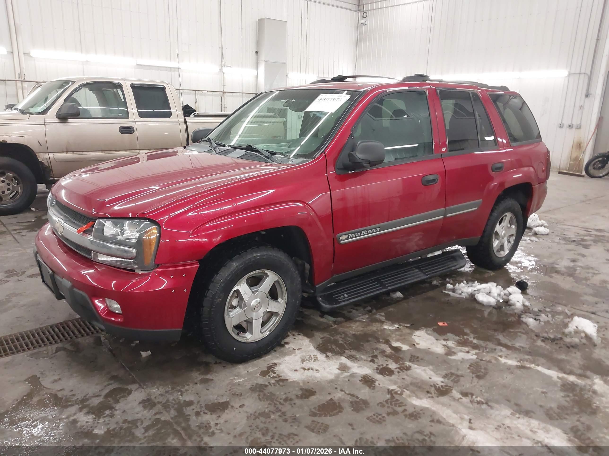CHEVROLET TRAILBLAZER image 2