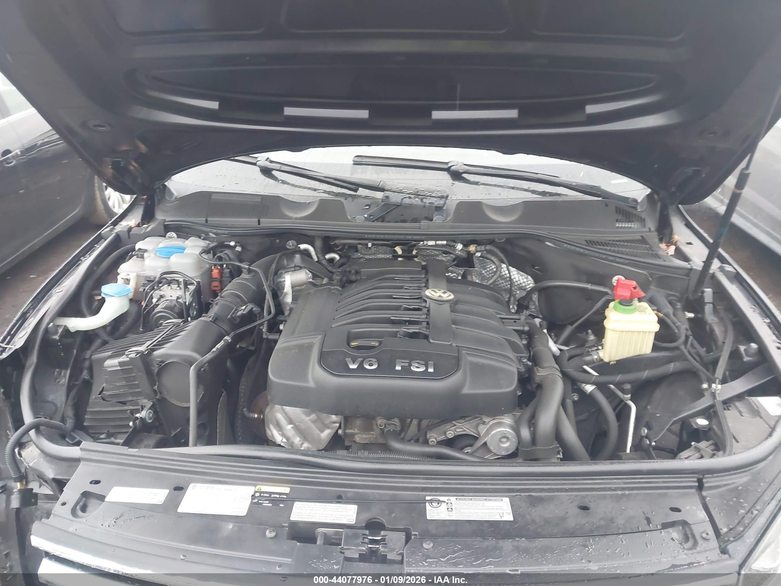 VOLKSWAGEN TOUAREG image 10