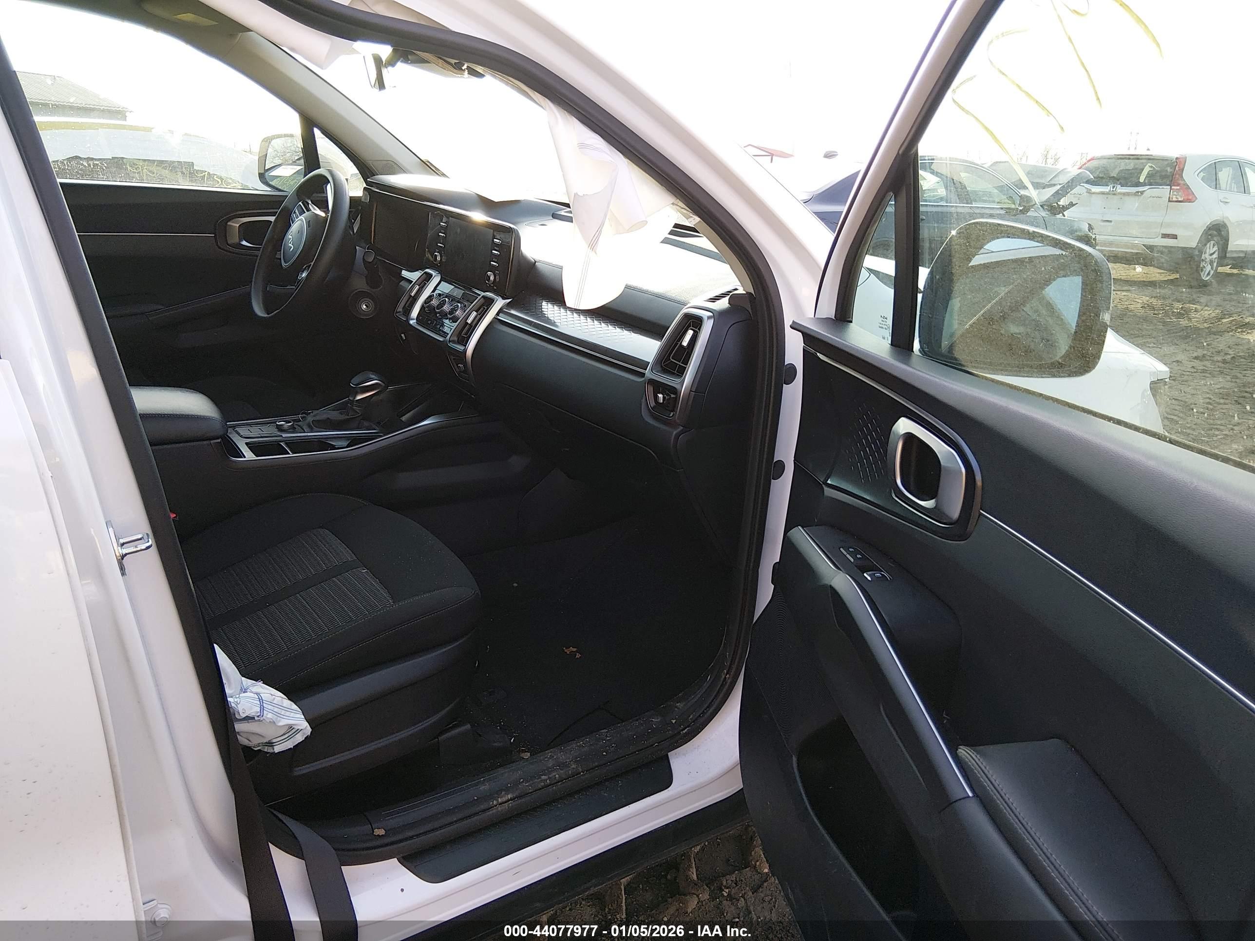 KIA SORENTO image 5