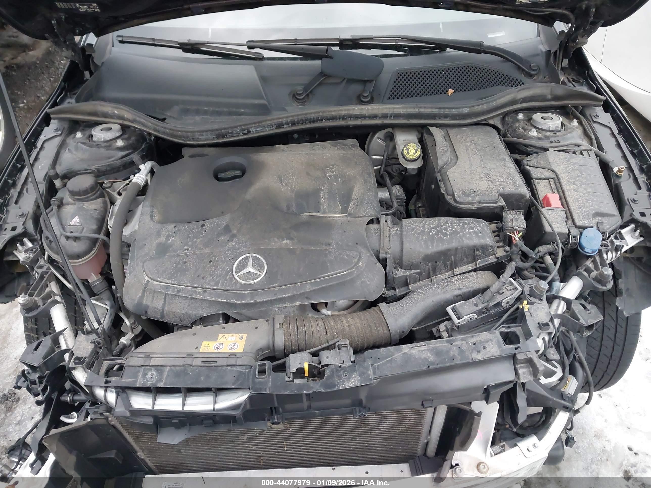 MERCEDES-BENZ GLA image 10