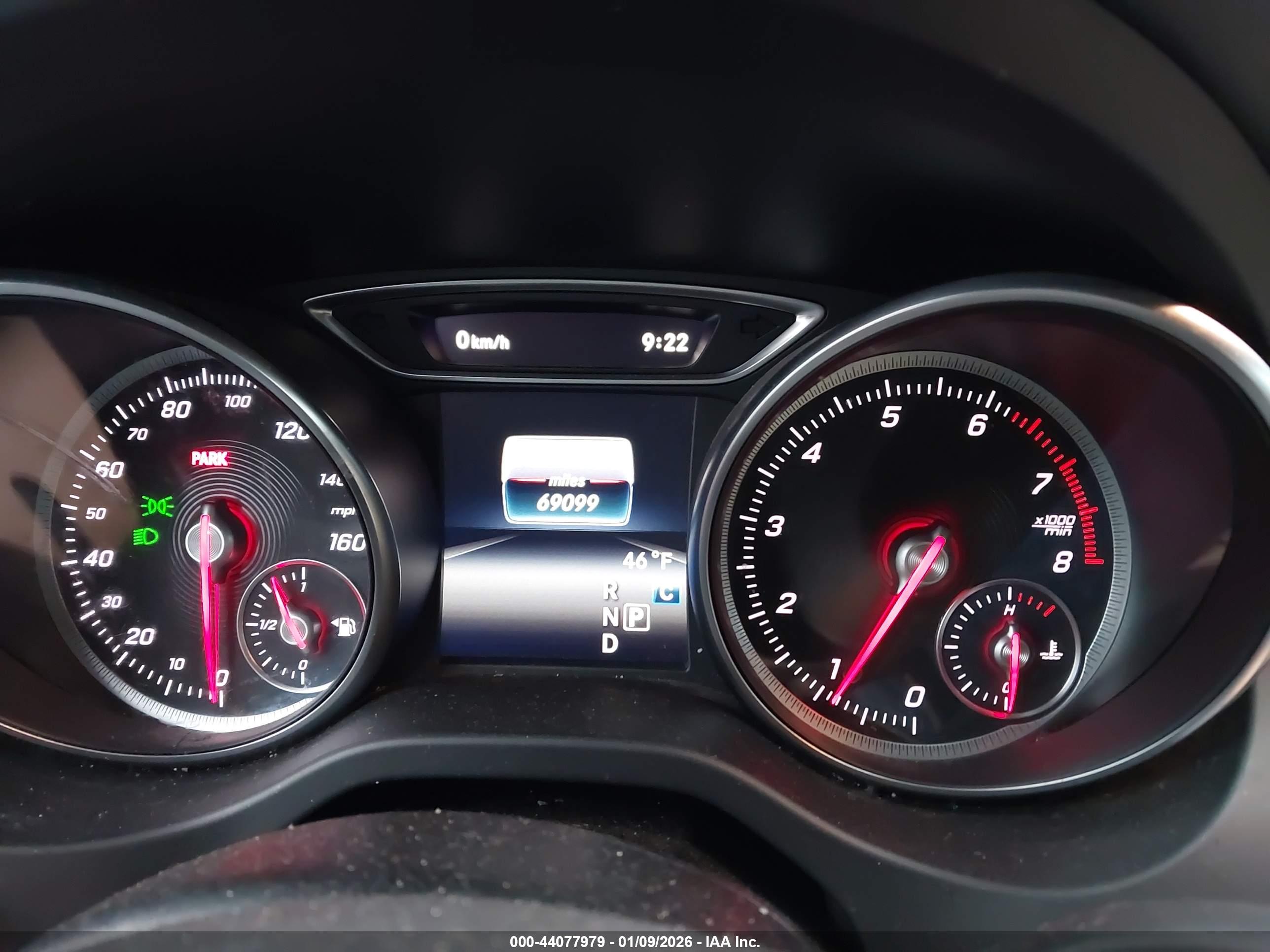 MERCEDES-BENZ GLA image 7