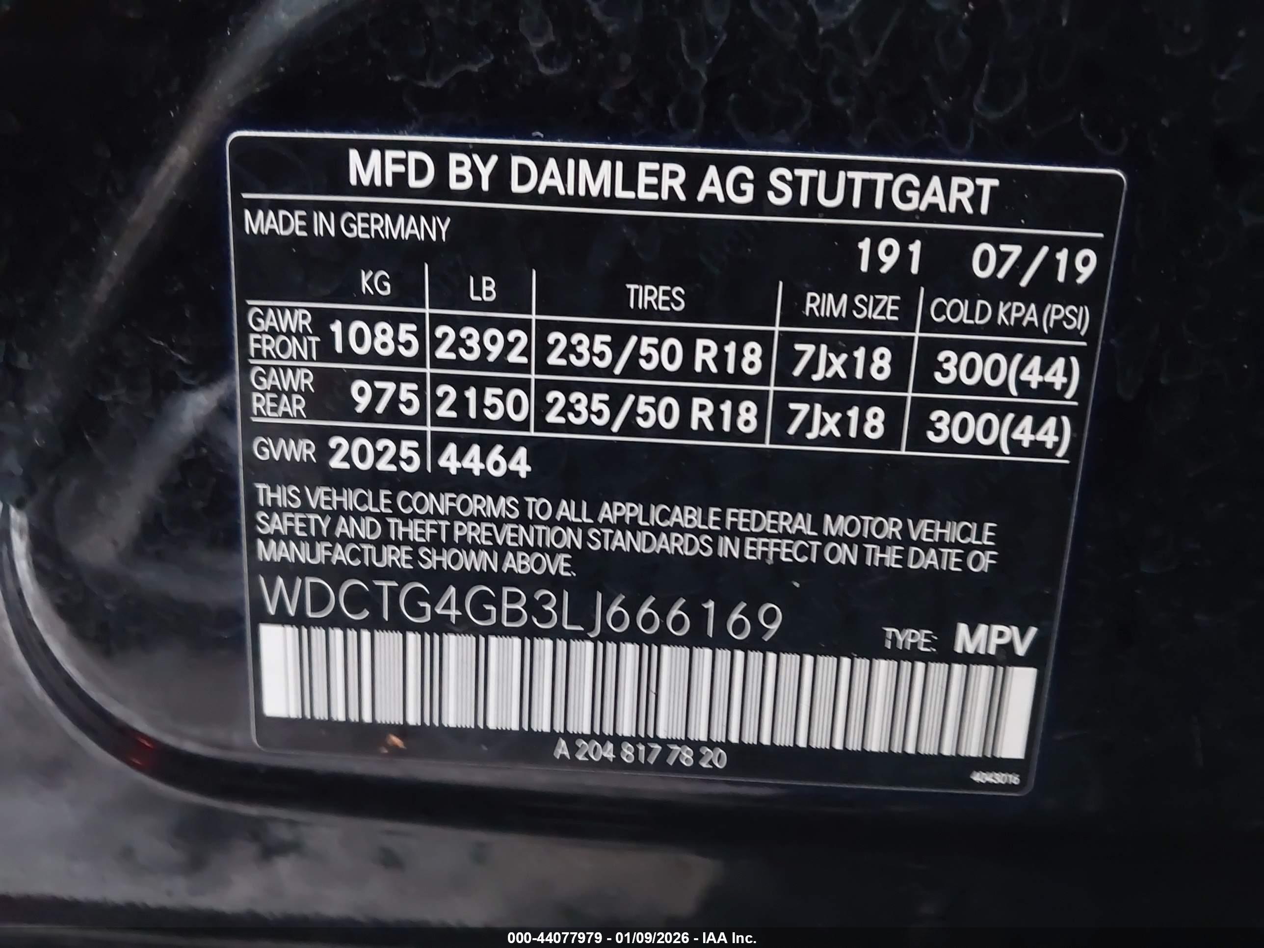 MERCEDES-BENZ GLA image 9
