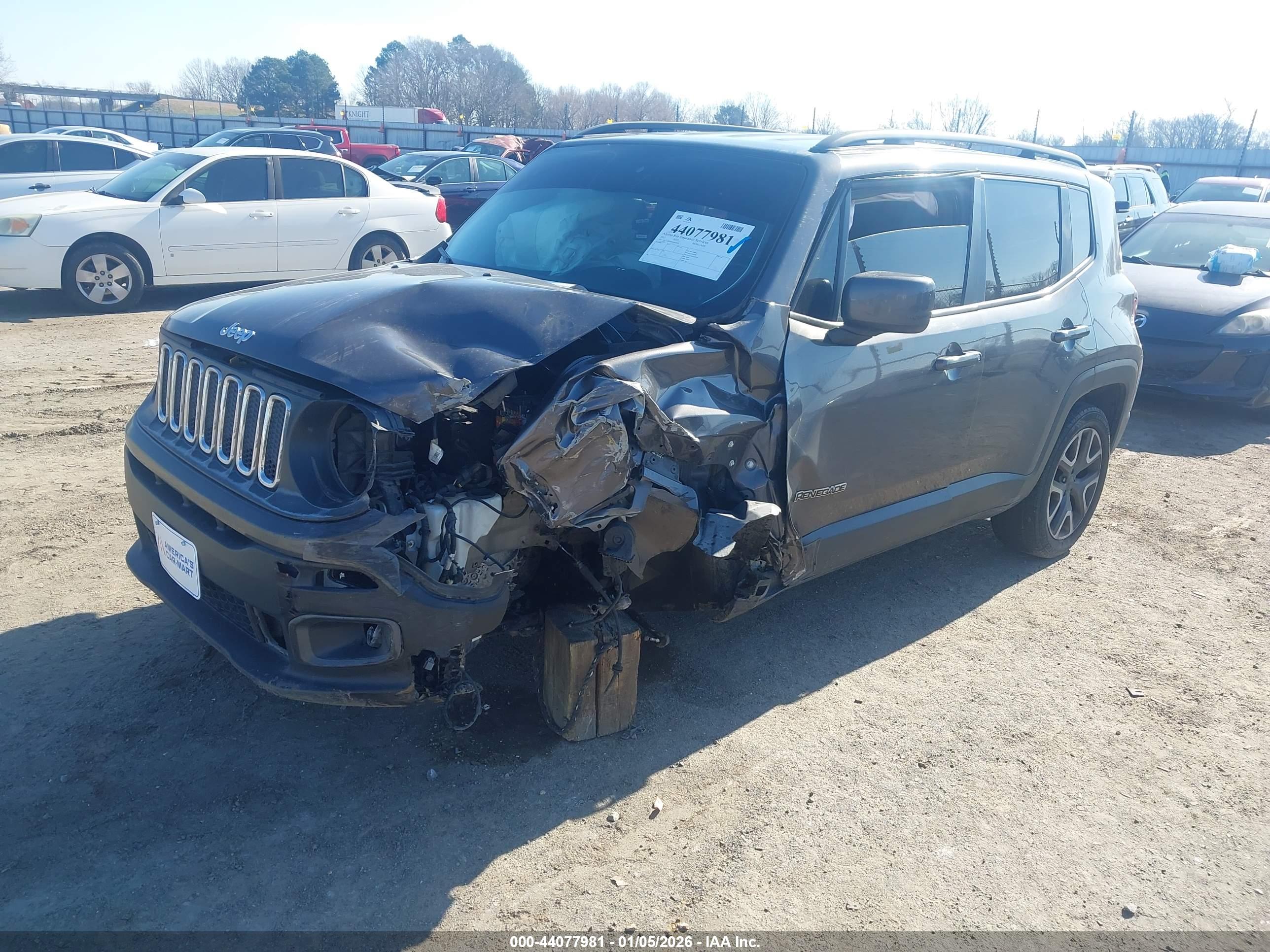 JEEP RENEGADE image 2
