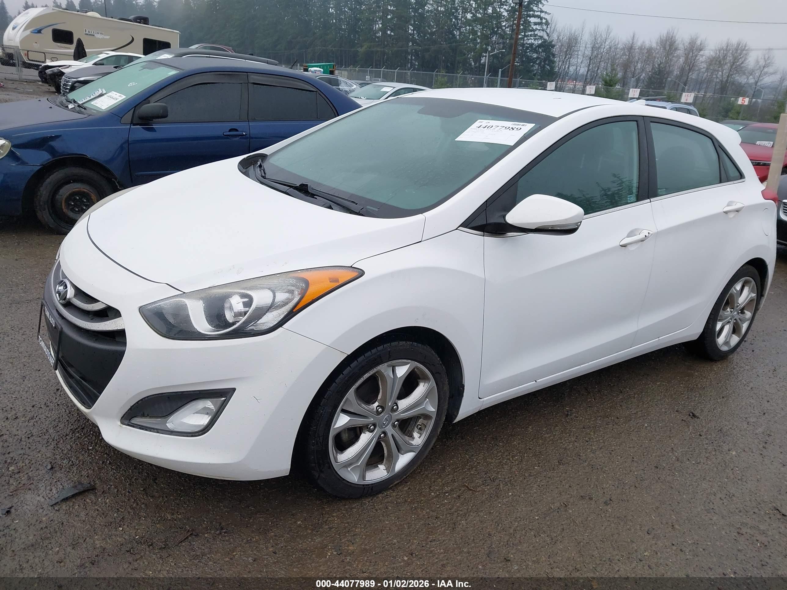 HYUNDAI ELANTRA image 2