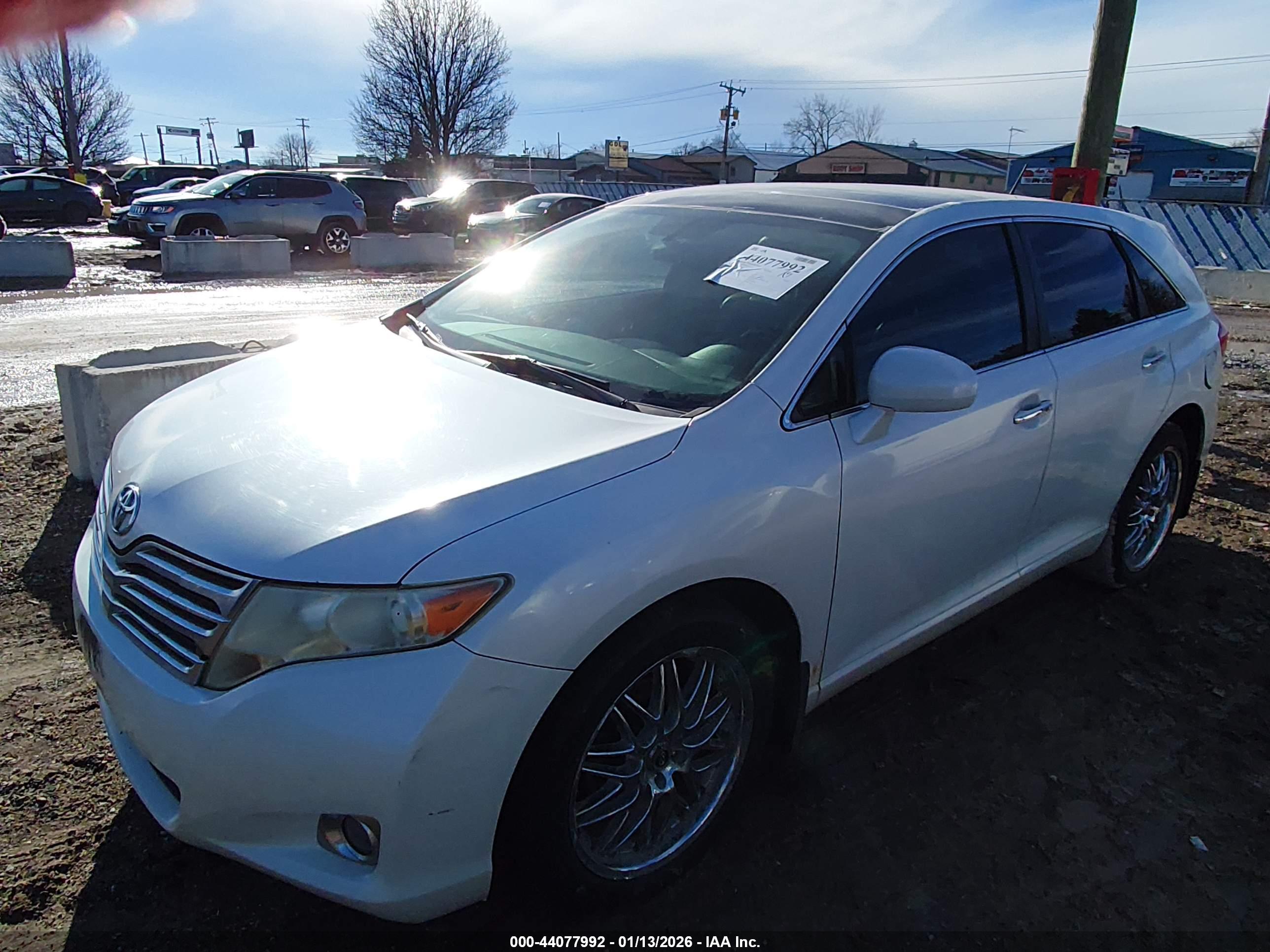 TOYOTA VENZA image 2