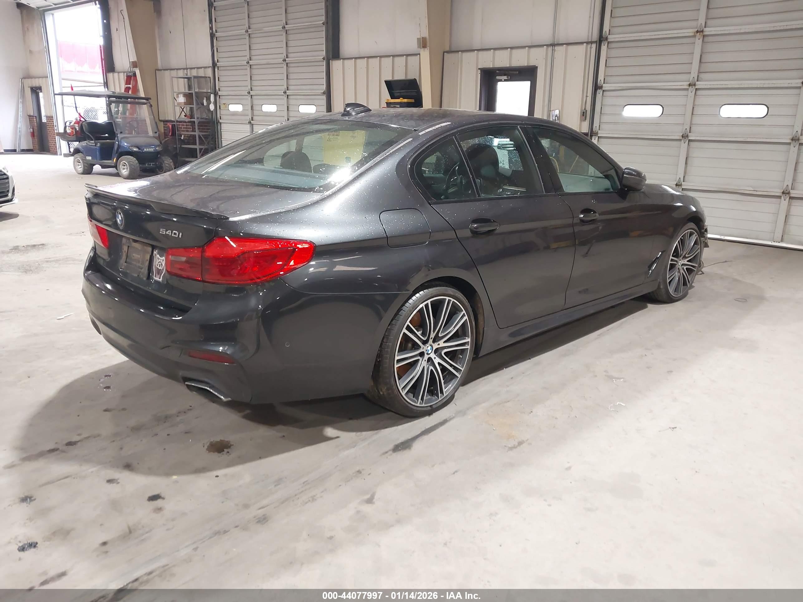 BMW 540I image 4