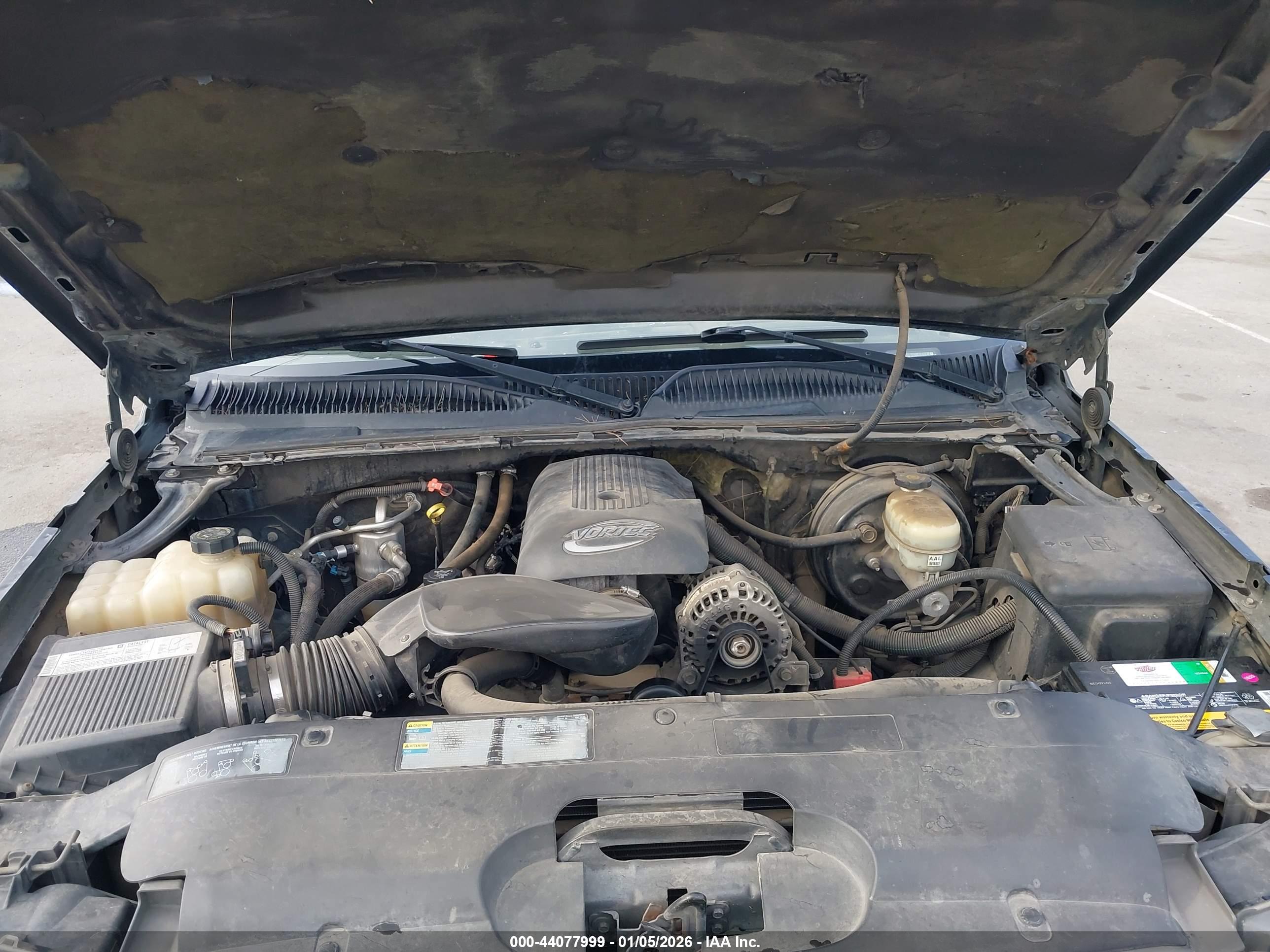 CHEVROLET SILVERADO image 10