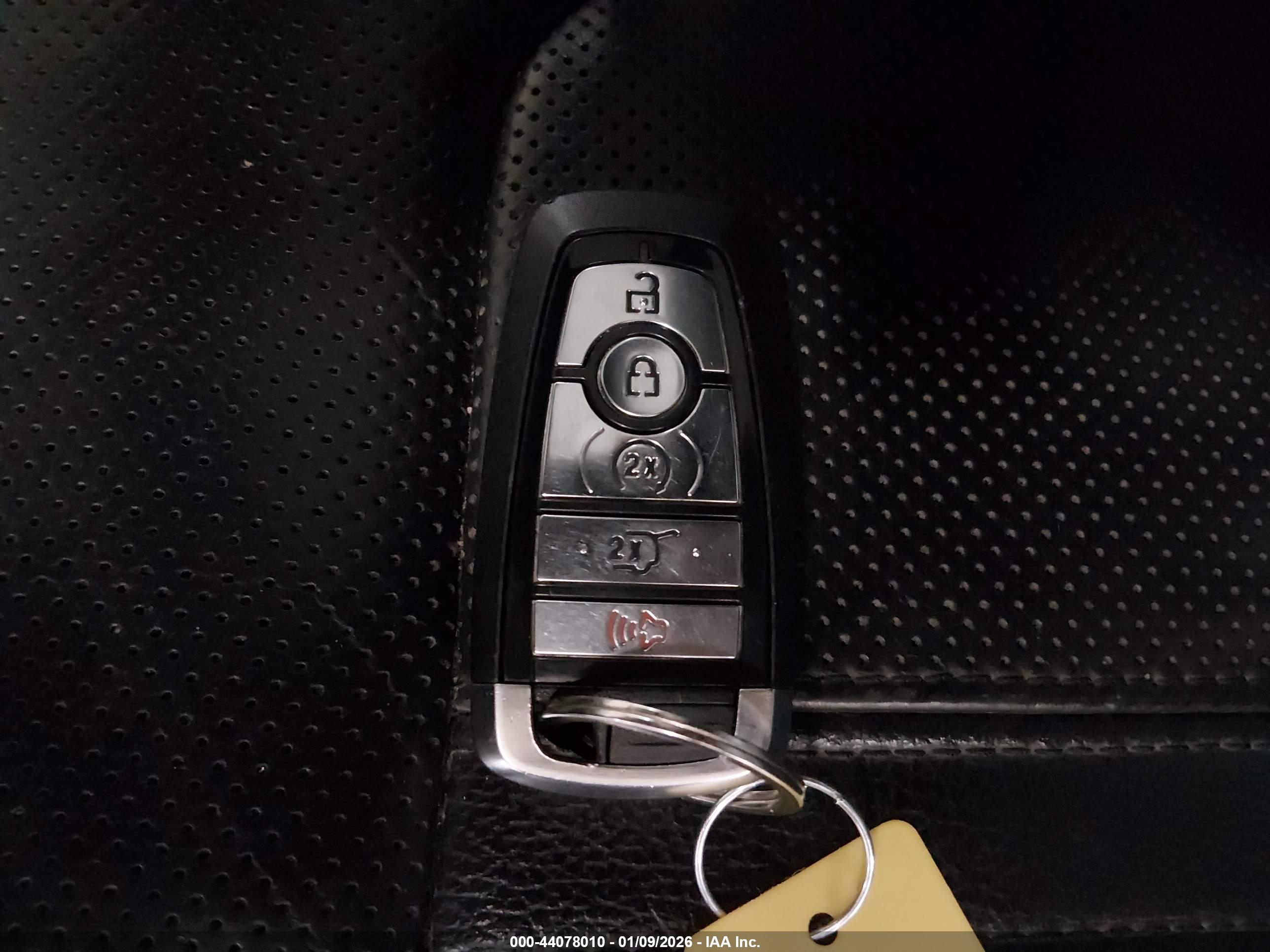 FORD EXPEDITION image 11