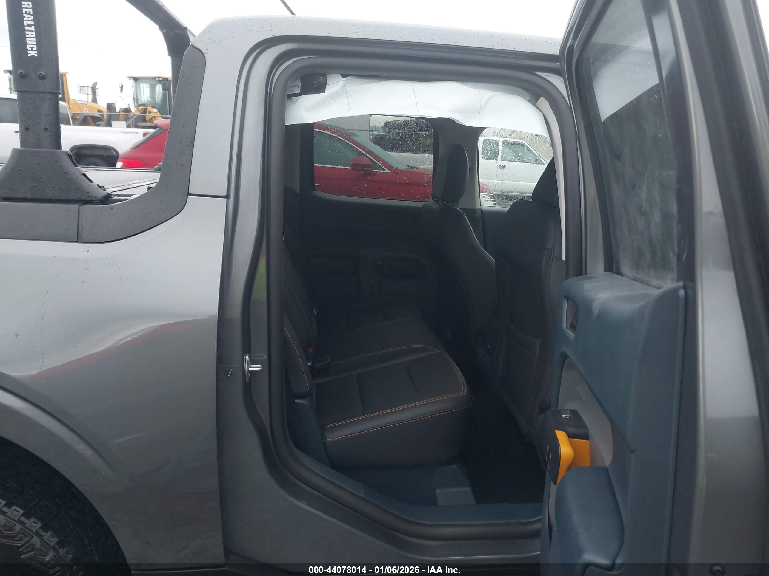 FORD MAVERICK image 8