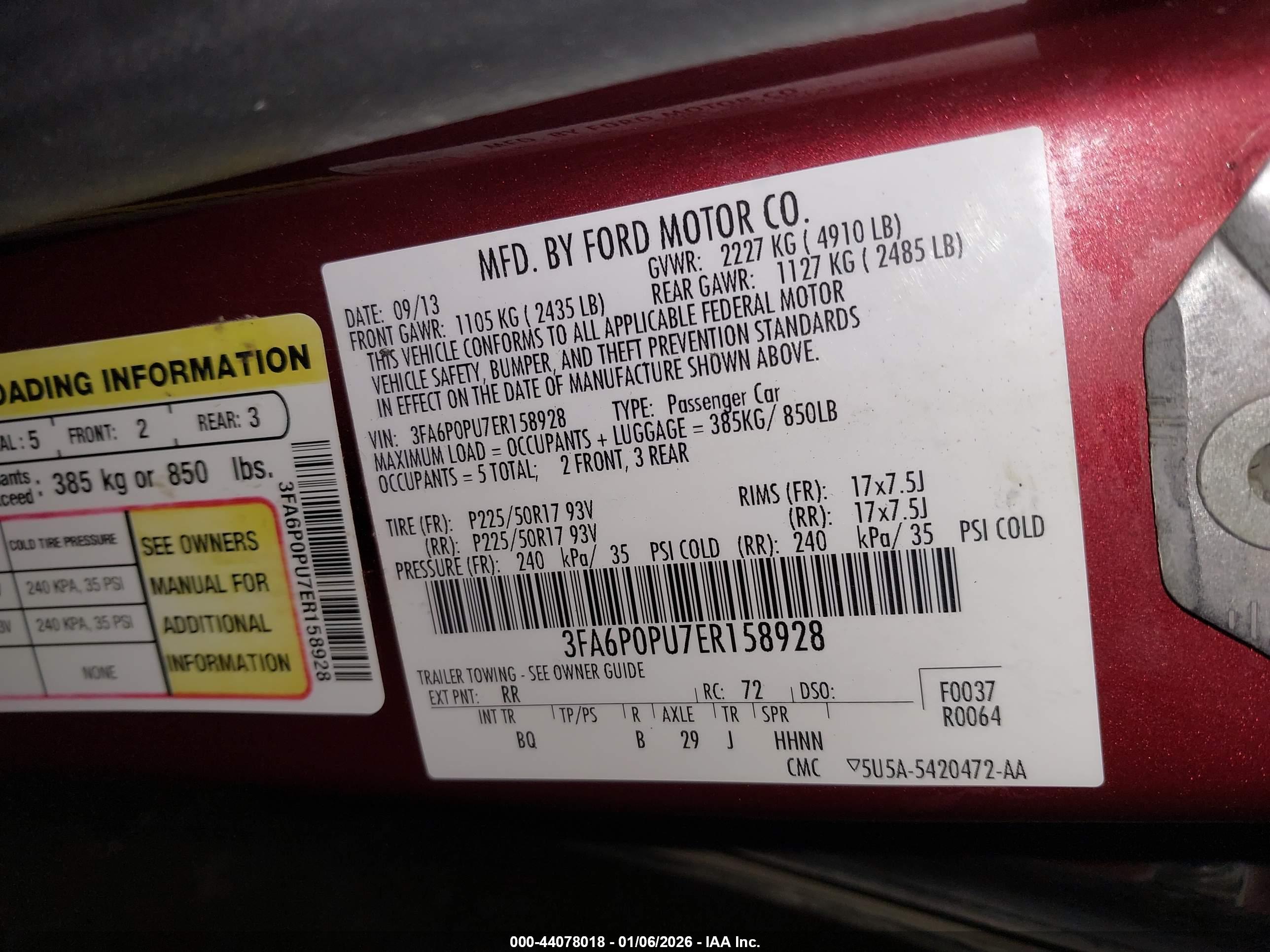 FORD FUSION image 9