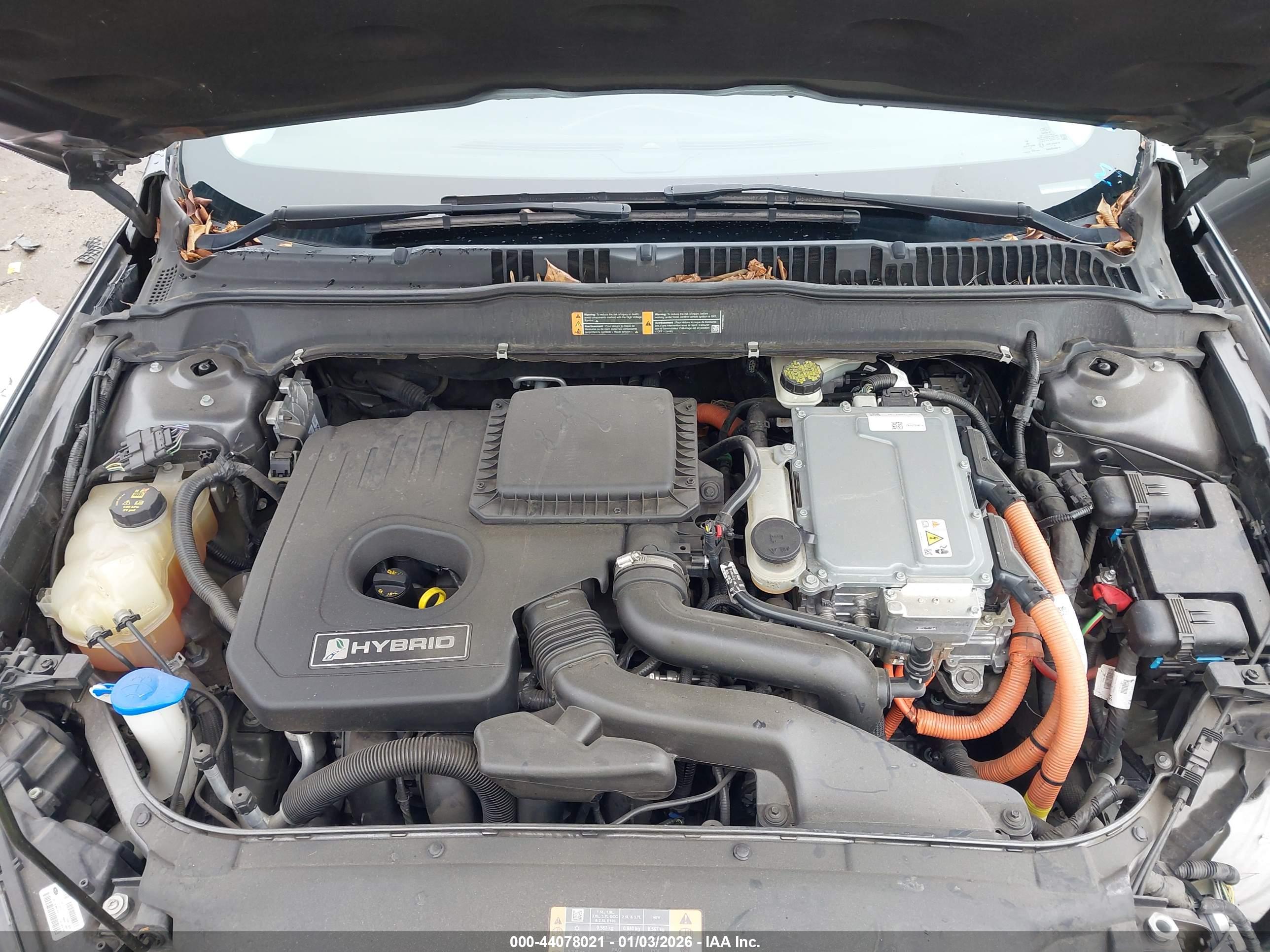 FORD FUSION image 10