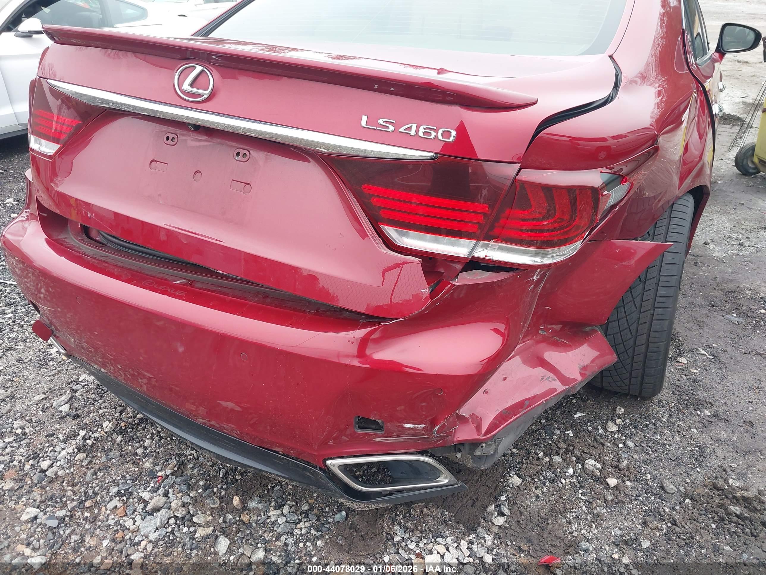 LEXUS LS image 6