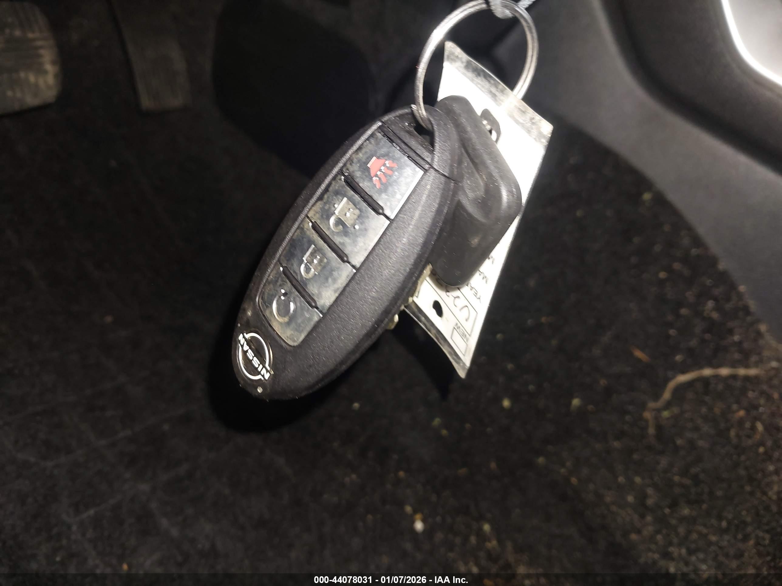 NISSAN FRONTIER image 11