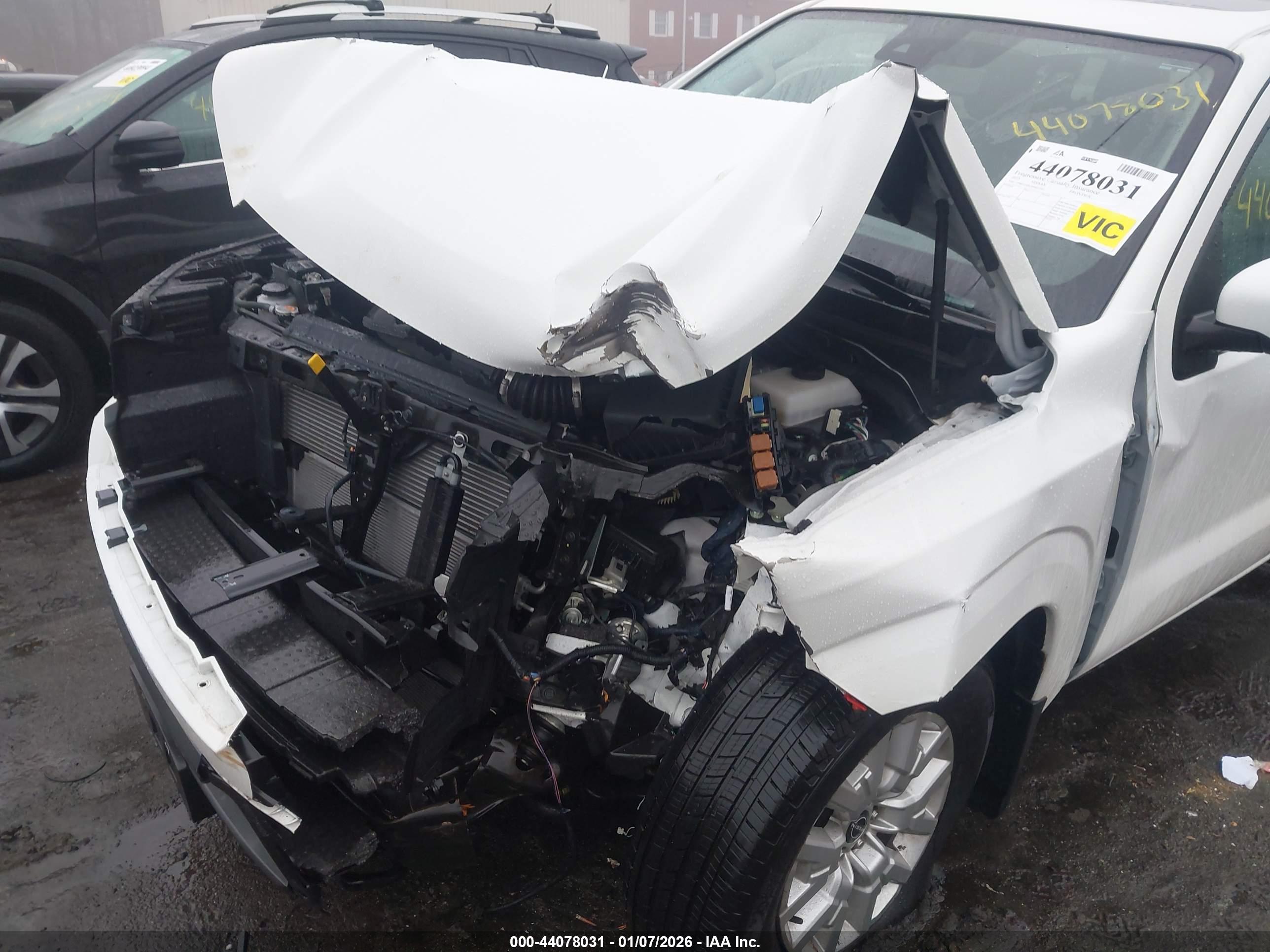 NISSAN FRONTIER image 6