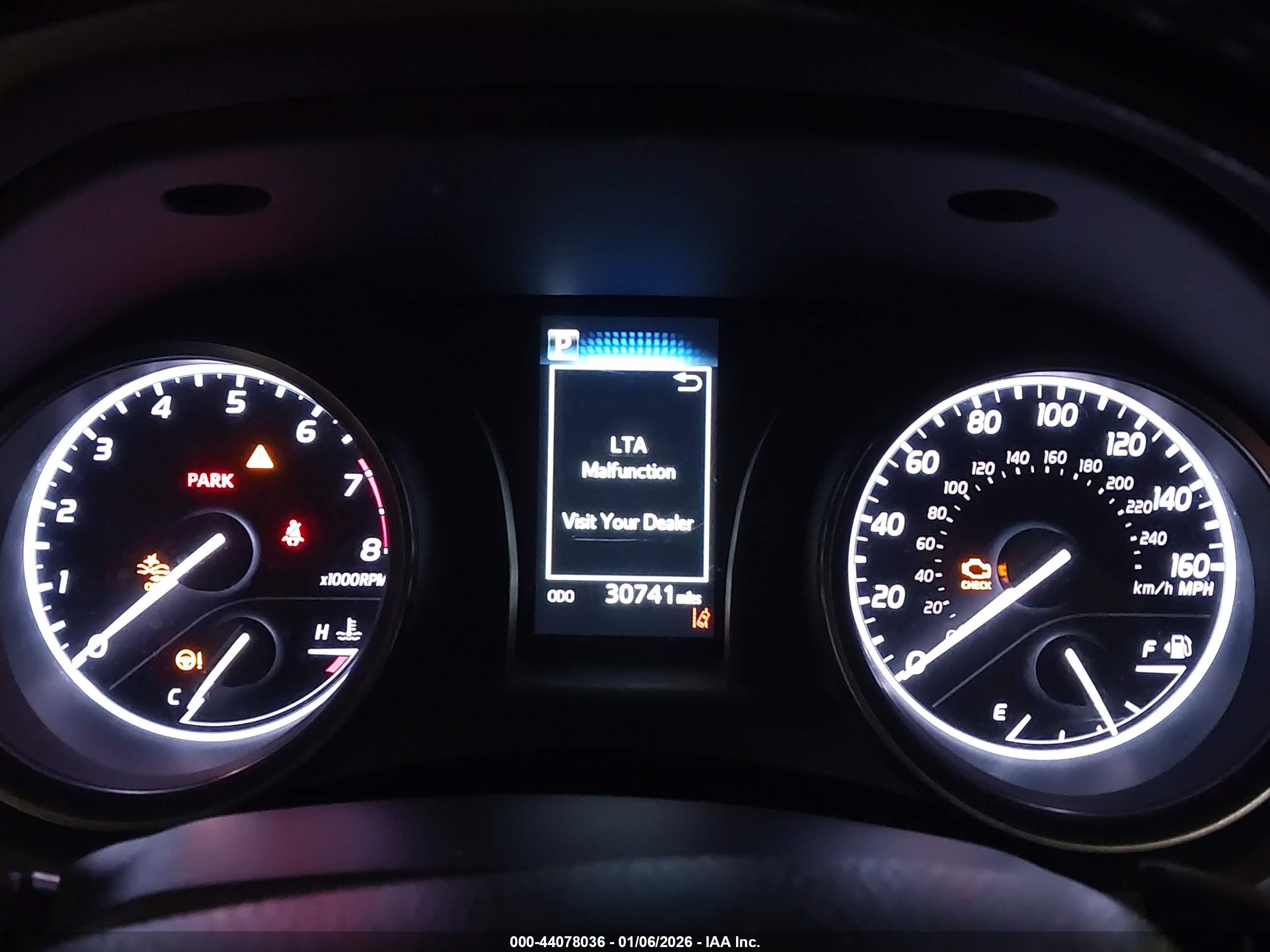 TOYOTA CAMRY image 7