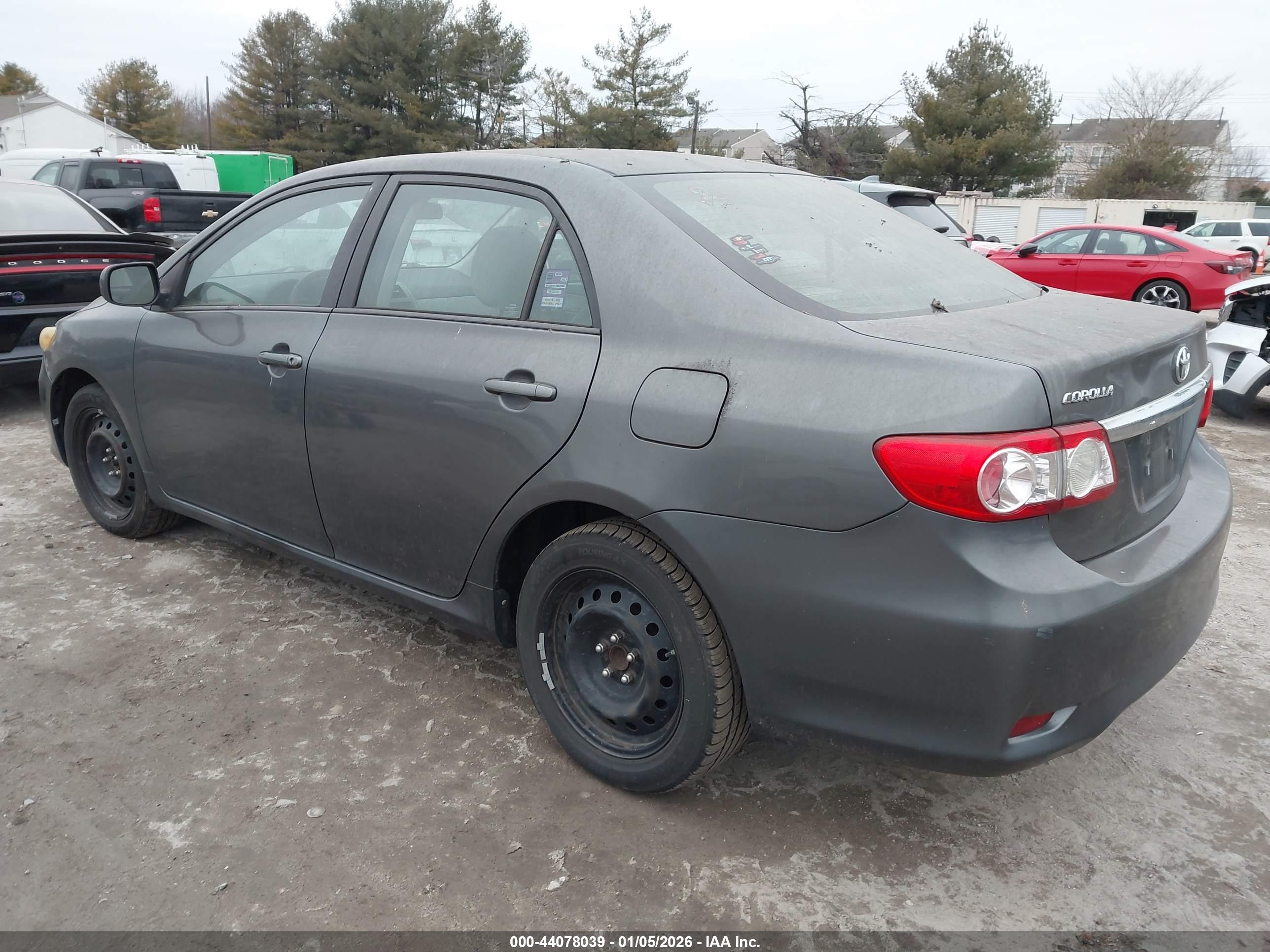 TOYOTA COROLLA image 3