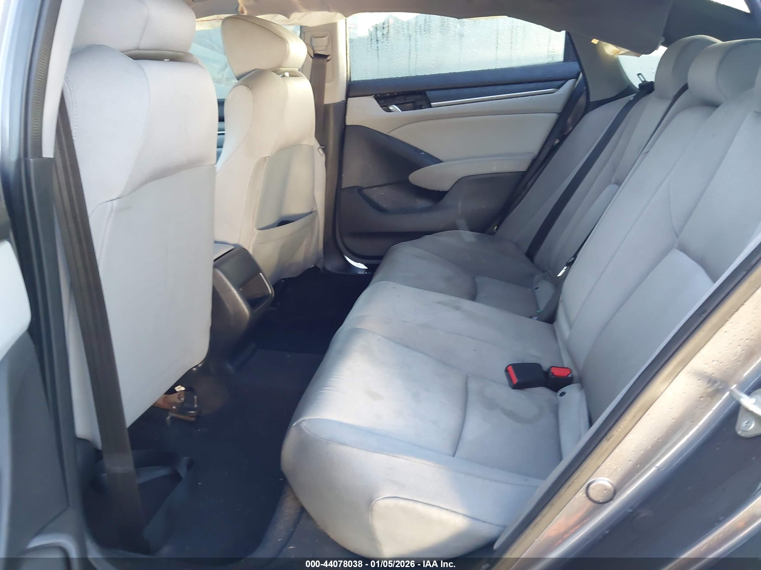 HONDA ACCORD image 8