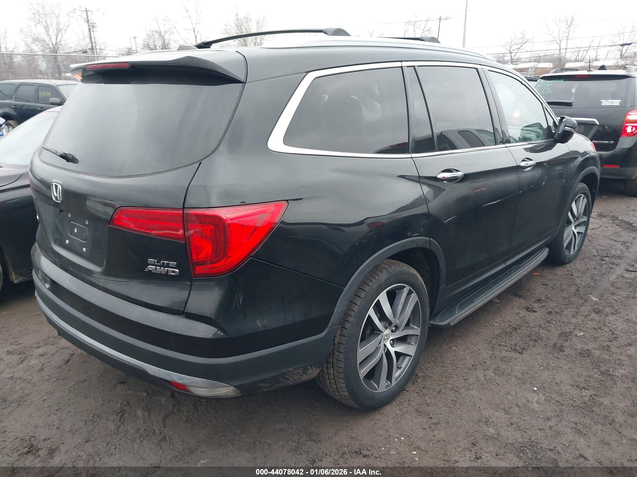 HONDA PILOT image 4