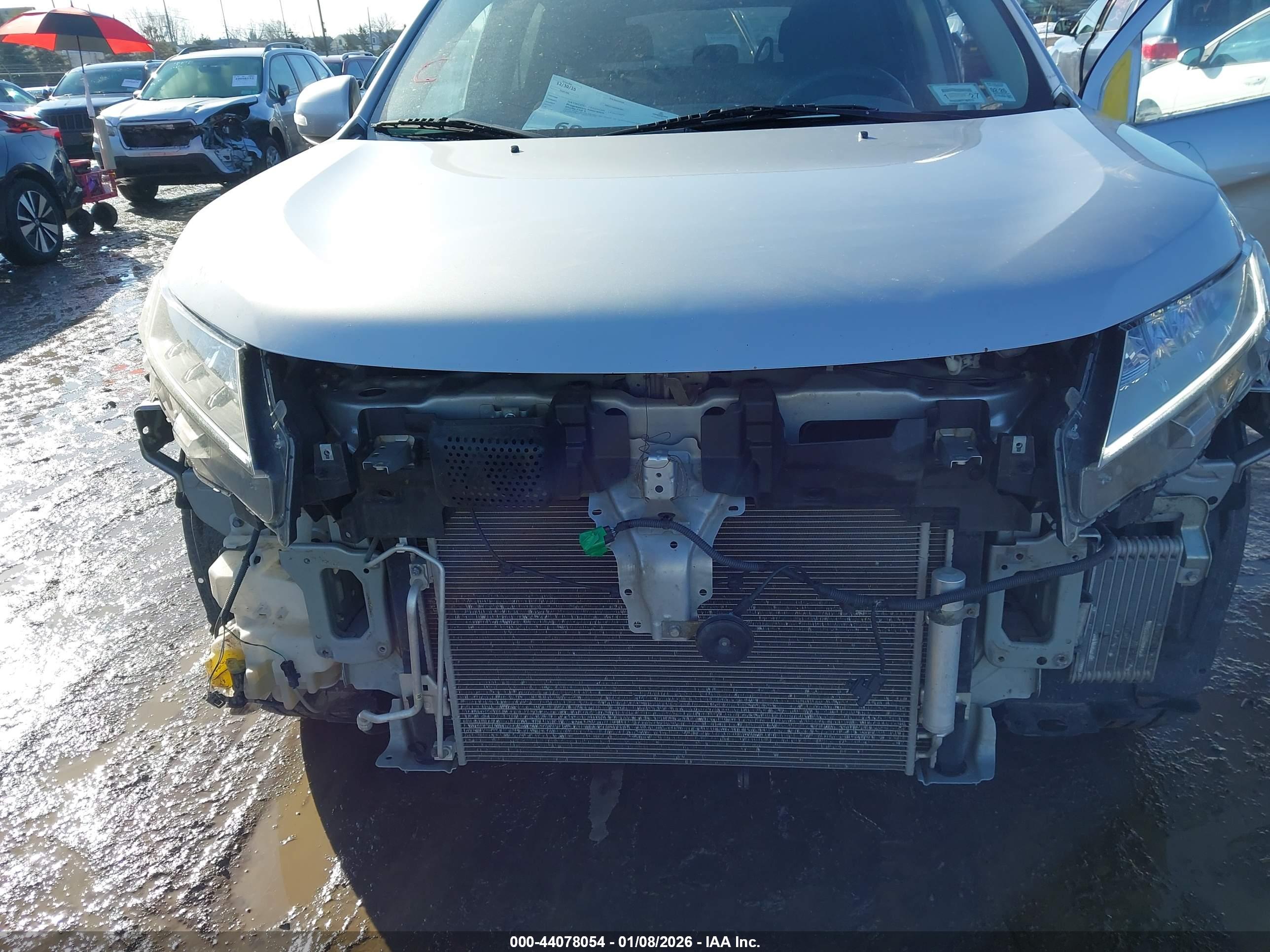 MITSUBISHI OUTLANDER image 6