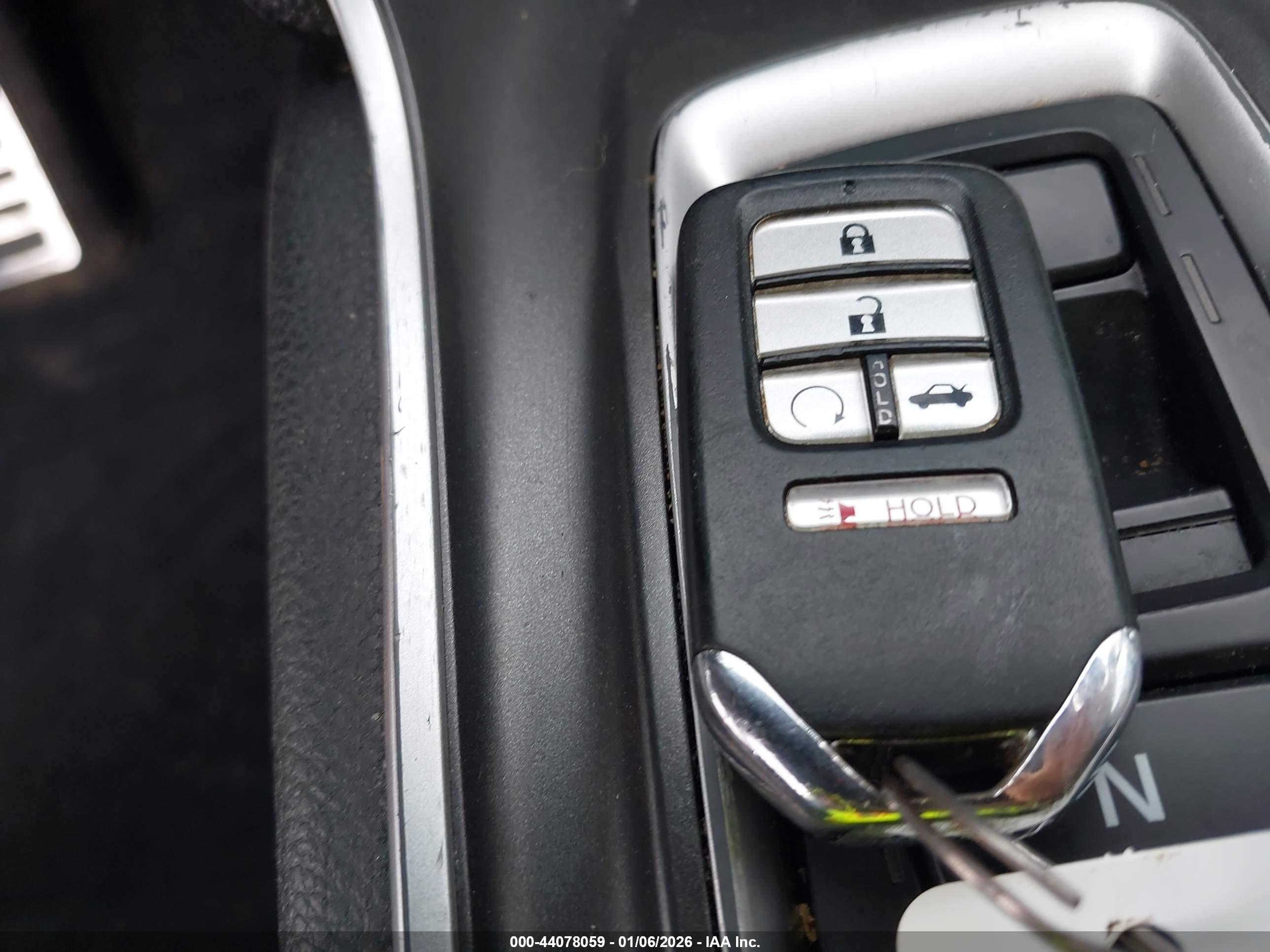 HONDA ACCORD image 11
