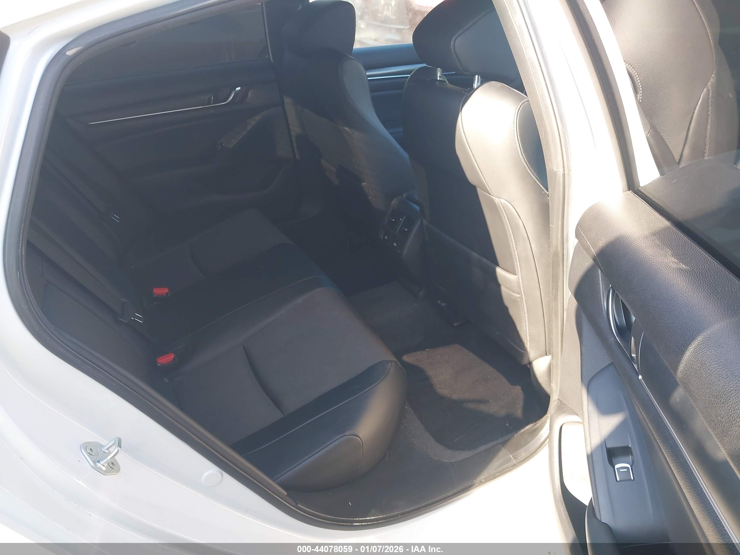 HONDA ACCORD image 8