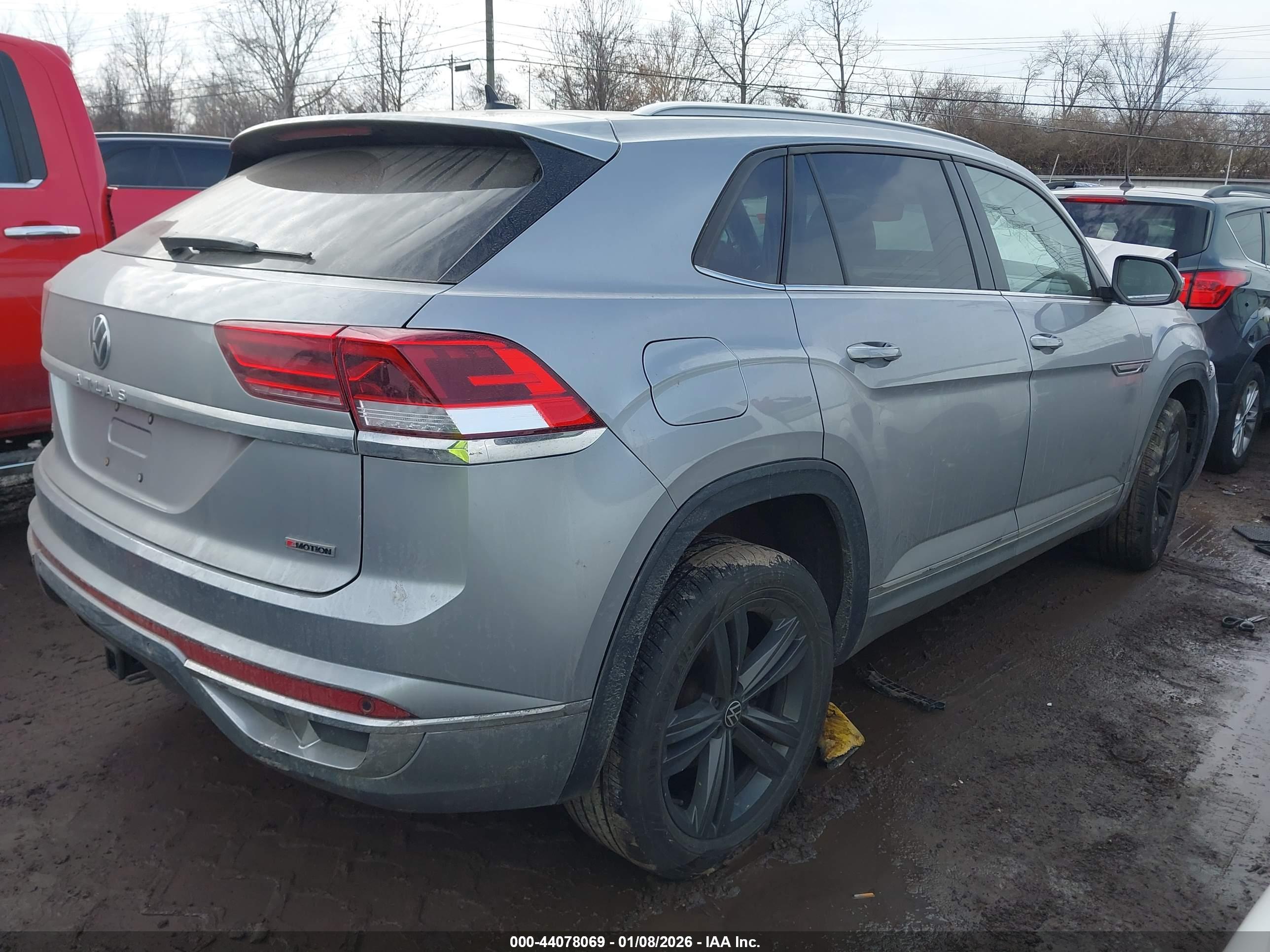 VOLKSWAGEN ATLAS image 4