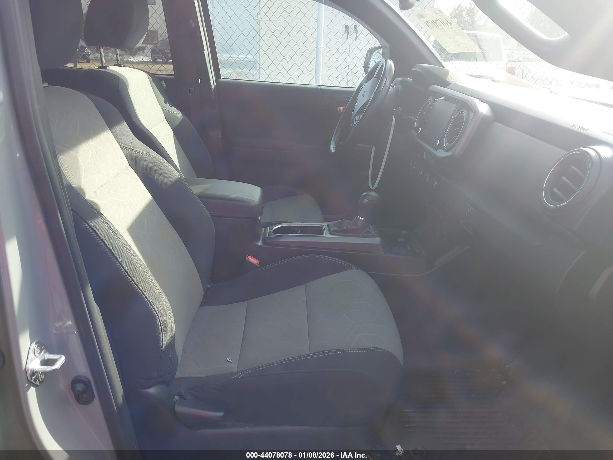 TOYOTA TACOMA image 5