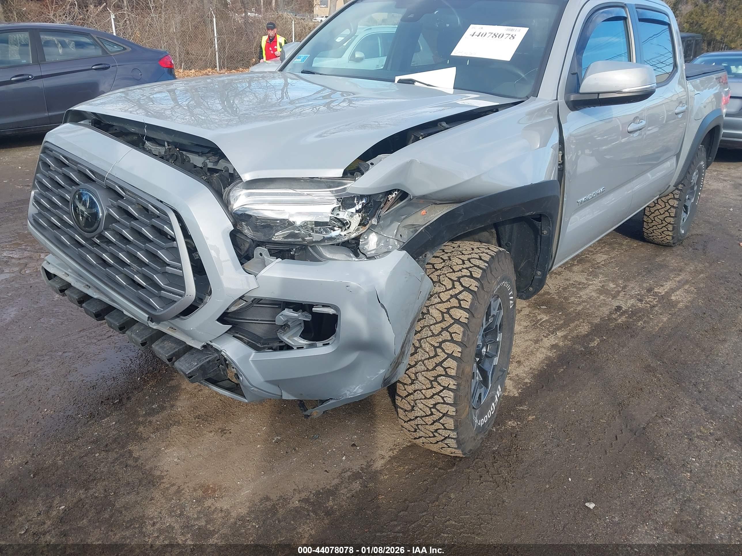 TOYOTA TACOMA image 6
