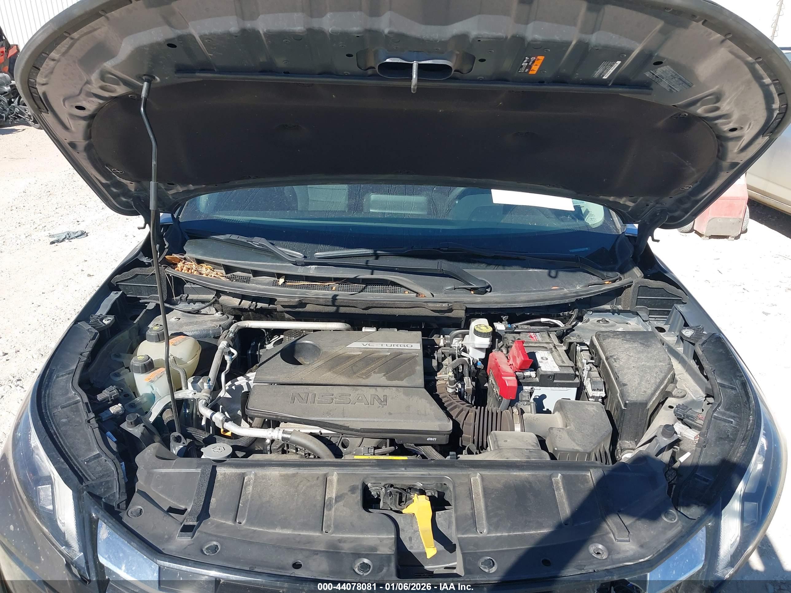 NISSAN ROGUE image 10