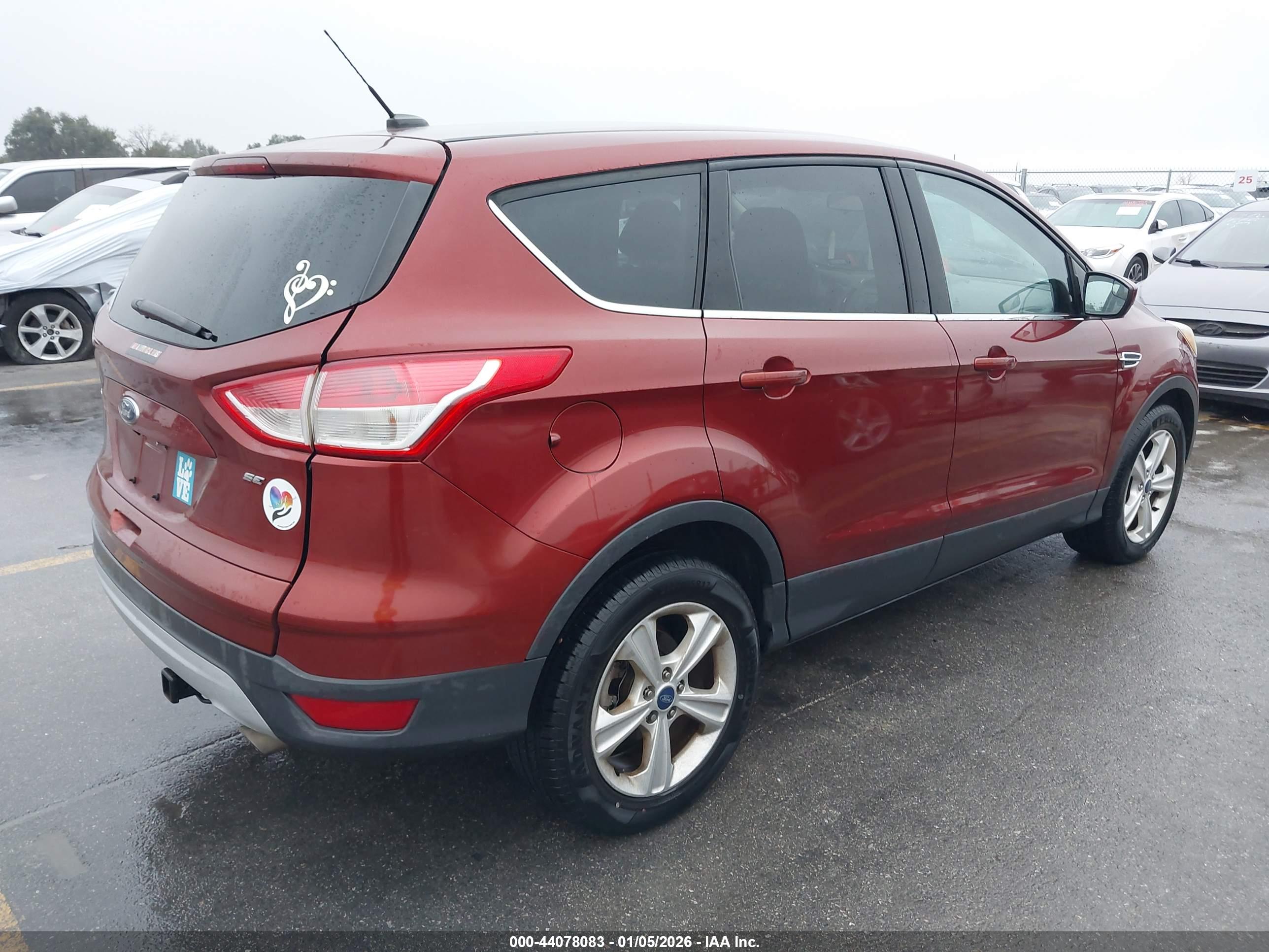 FORD ESCAPE image 4