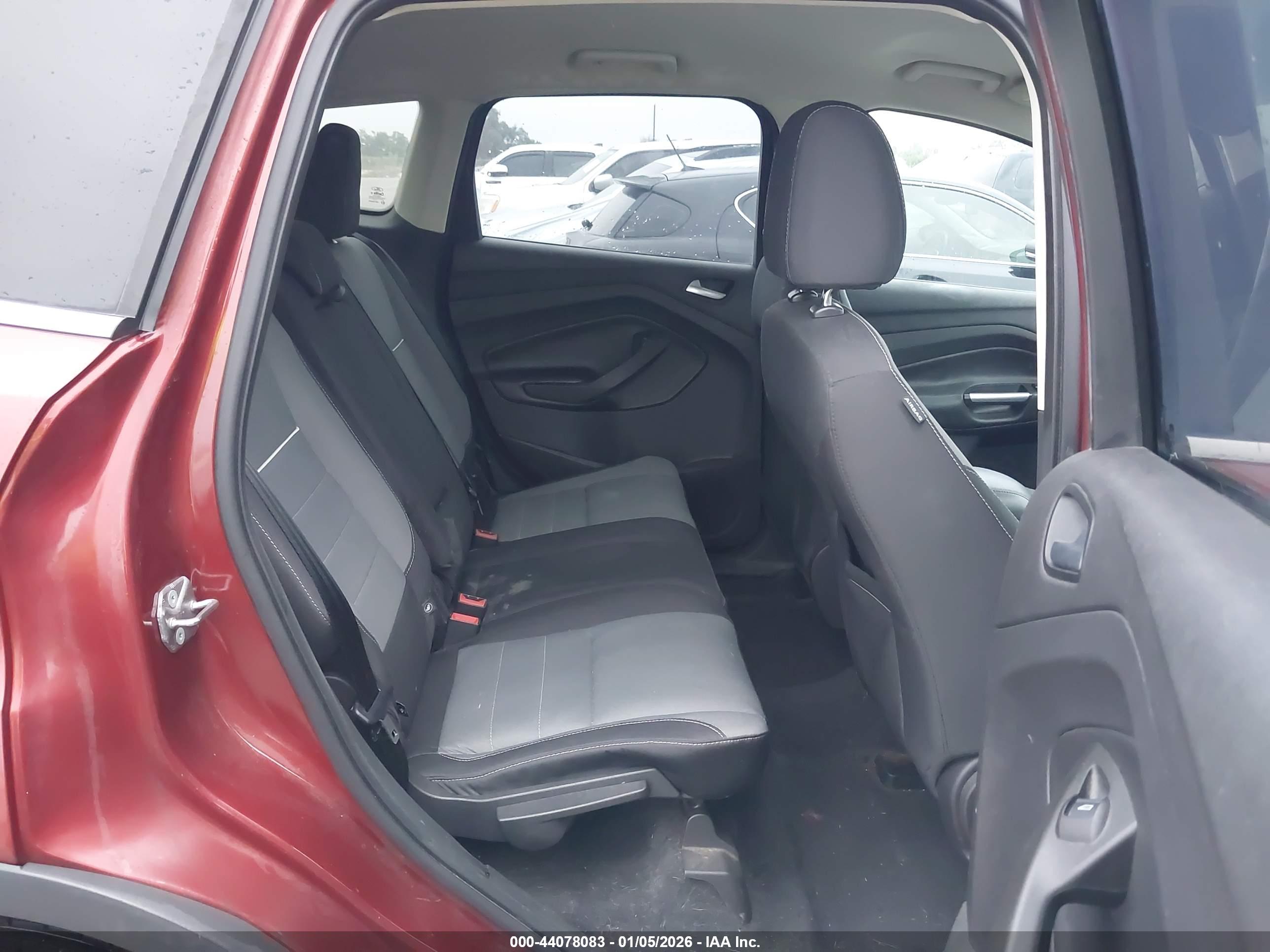 FORD ESCAPE image 8