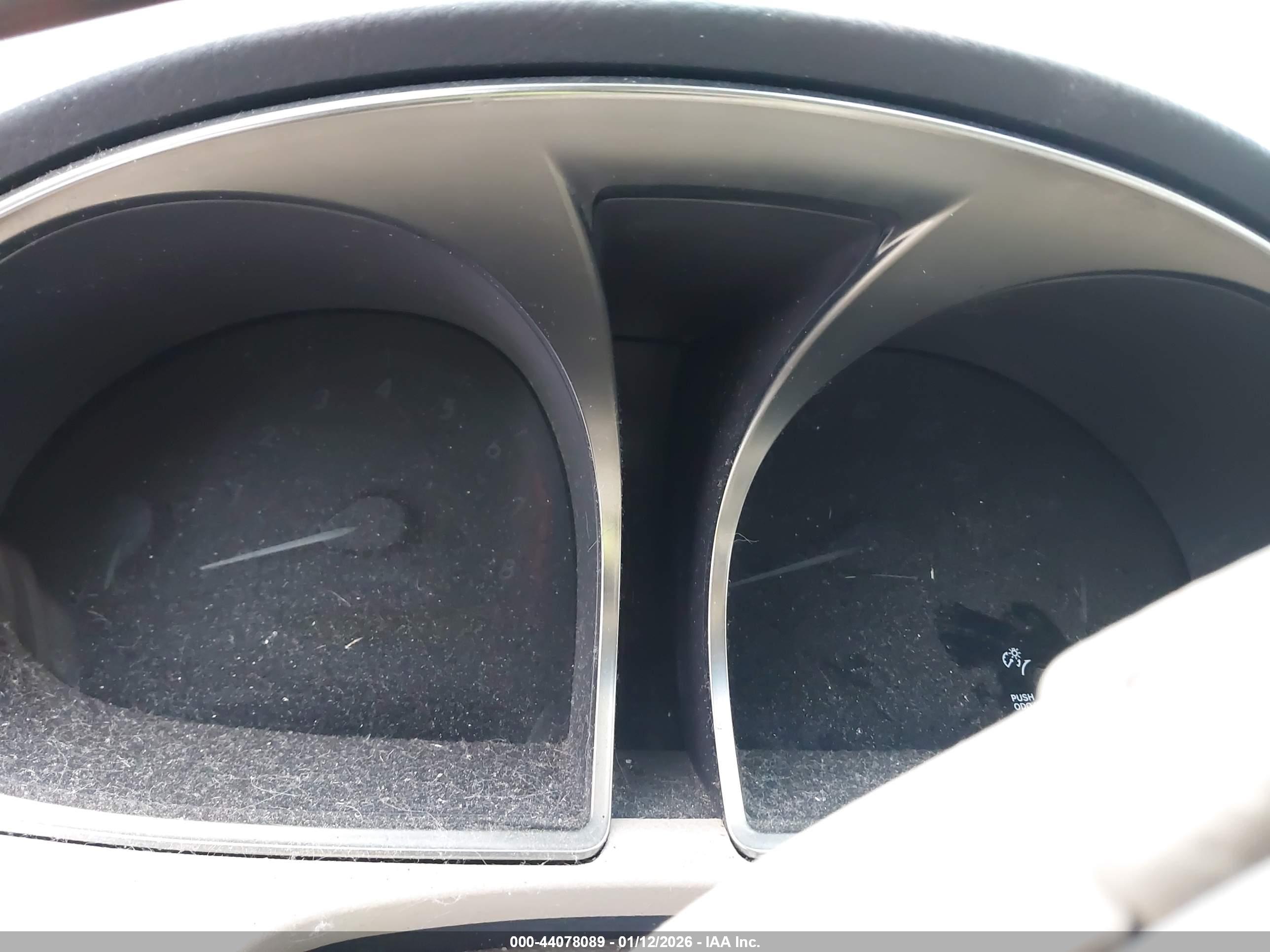 TOYOTA AVALON image 7