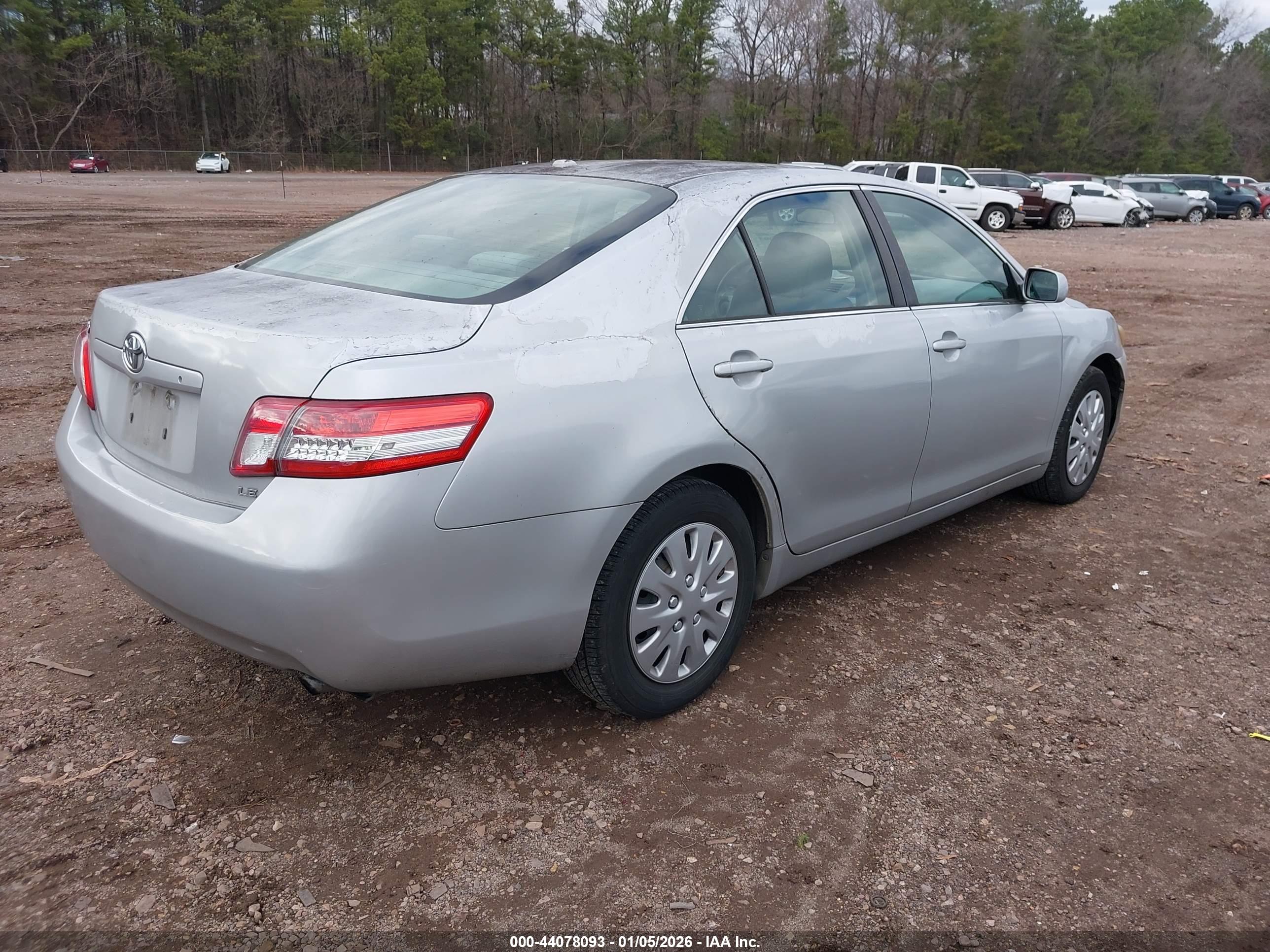 TOYOTA CAMRY image 4