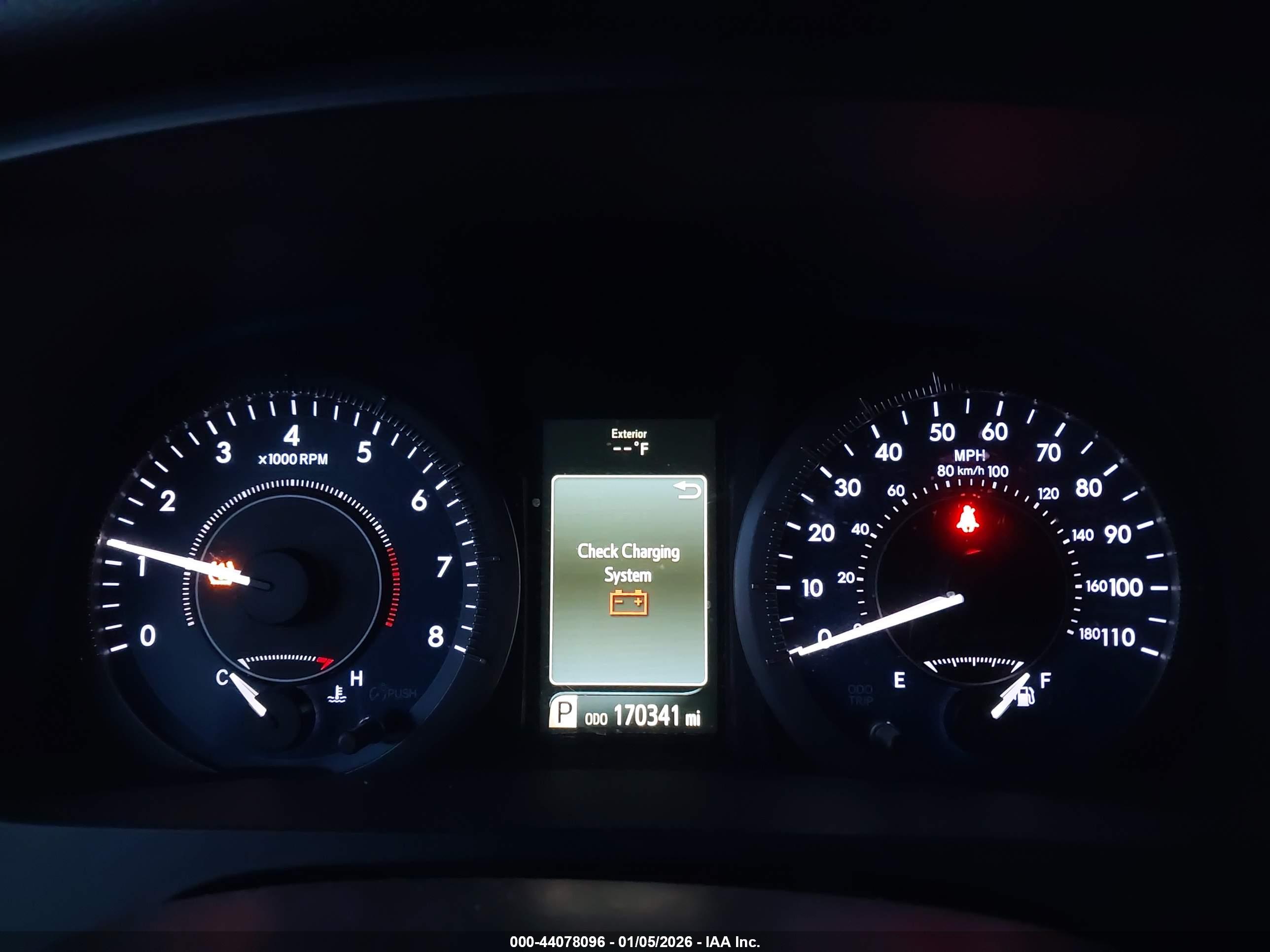 TOYOTA SIENNA image 7