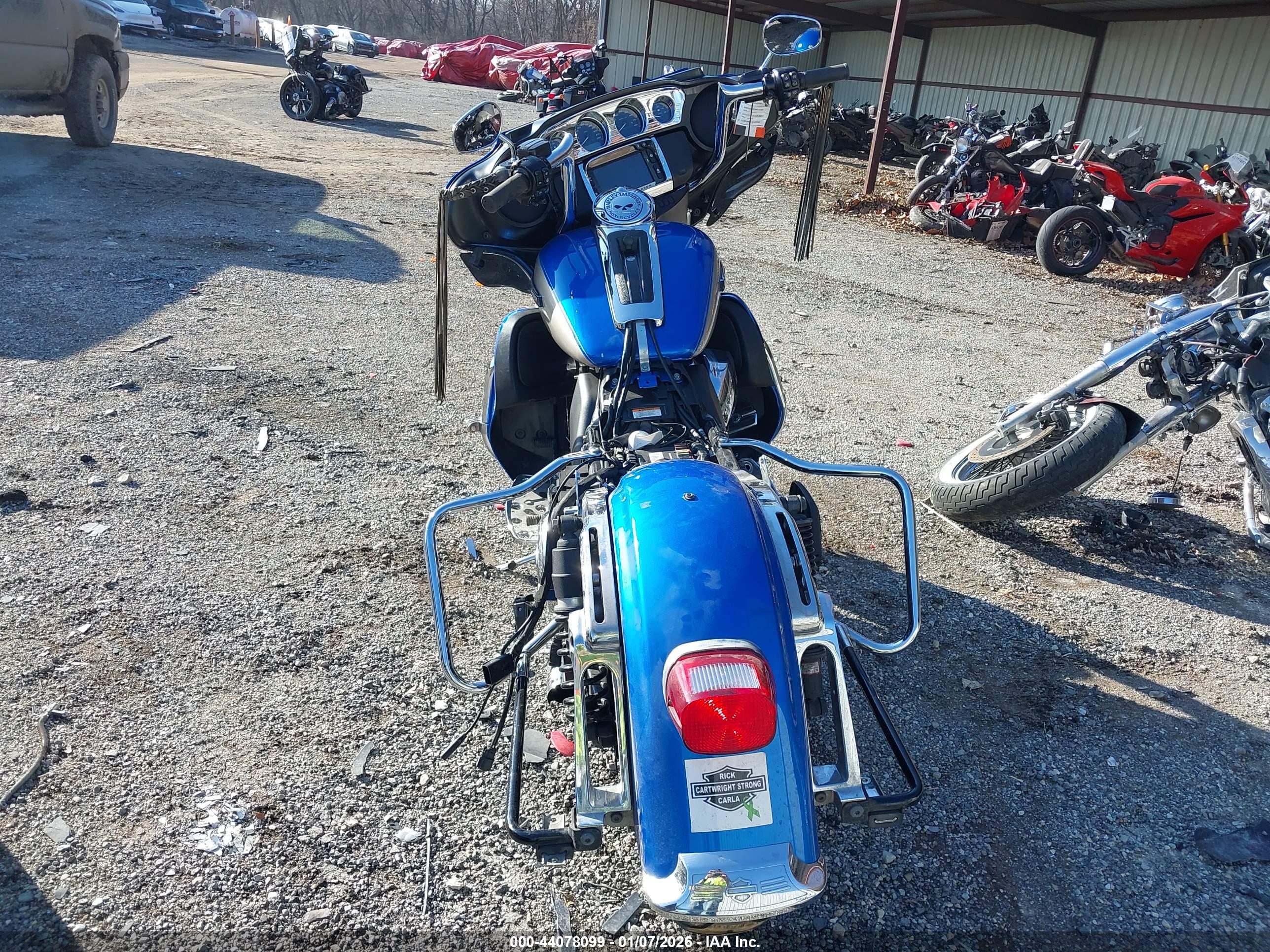 HARLEY-DAVIDSON FLHTCU image 6