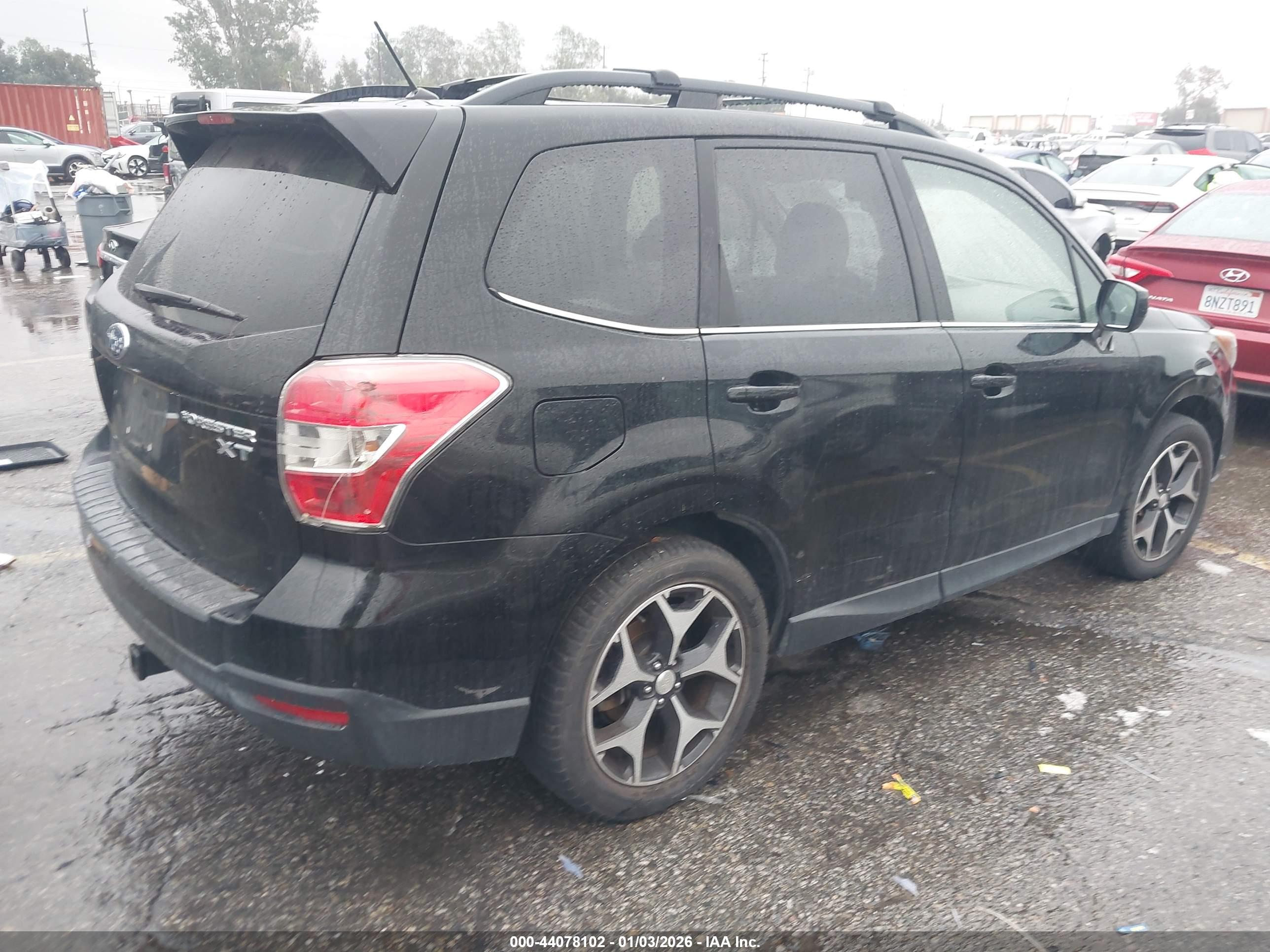 SUBARU FORESTER image 4