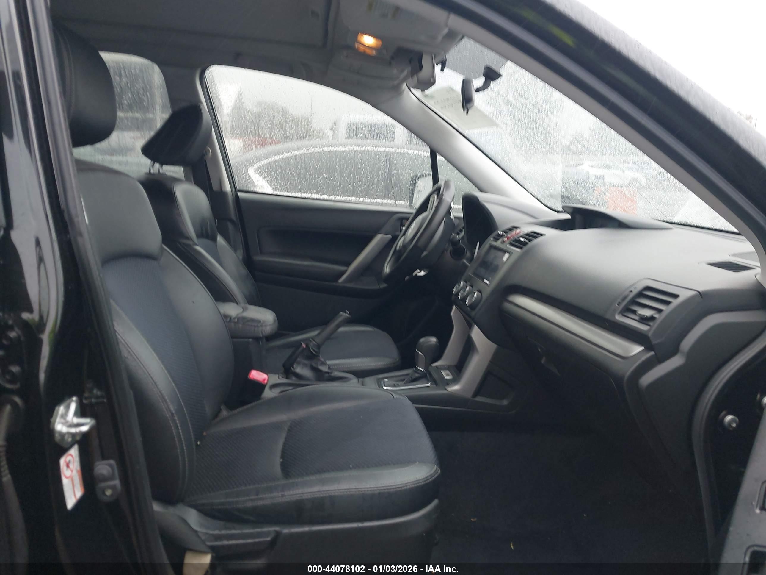 SUBARU FORESTER image 5