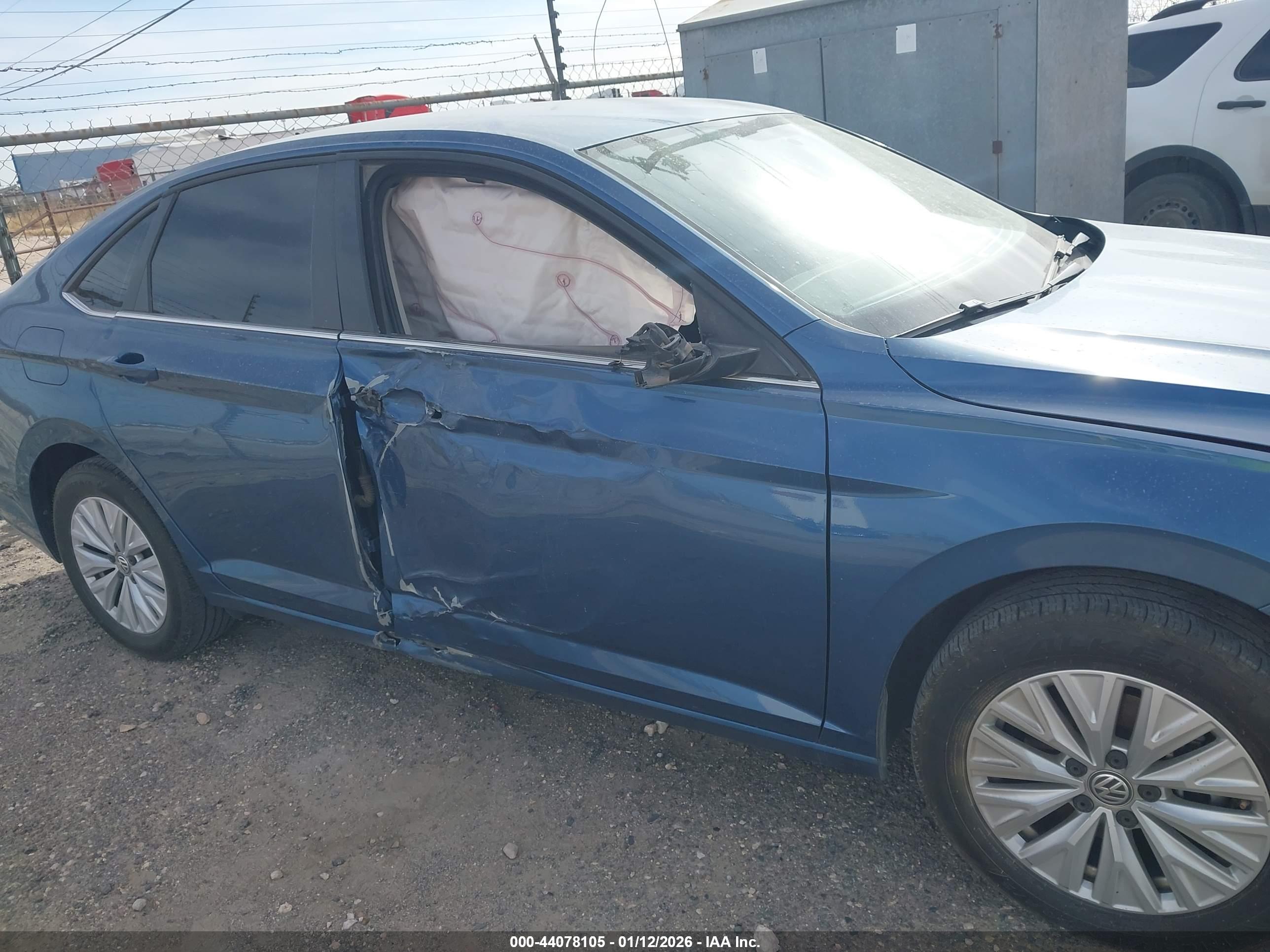 VOLKSWAGEN JETTA image 6