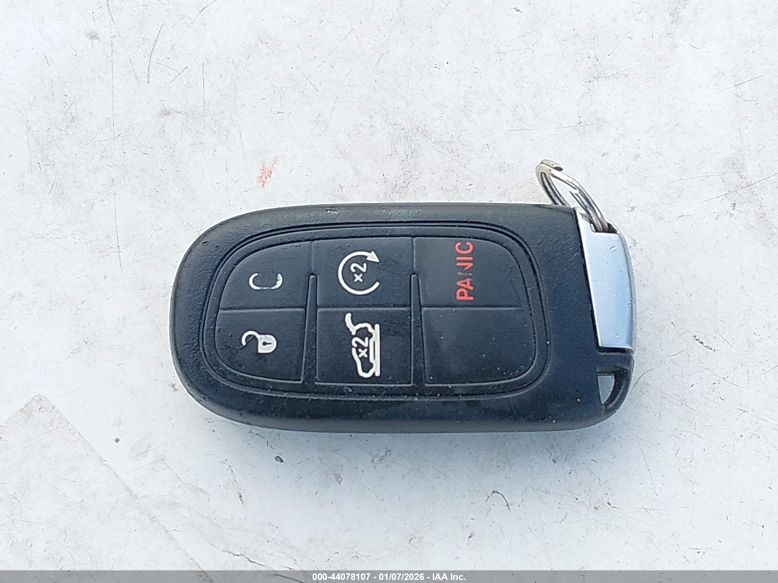 JEEP CHEROKEE image 11