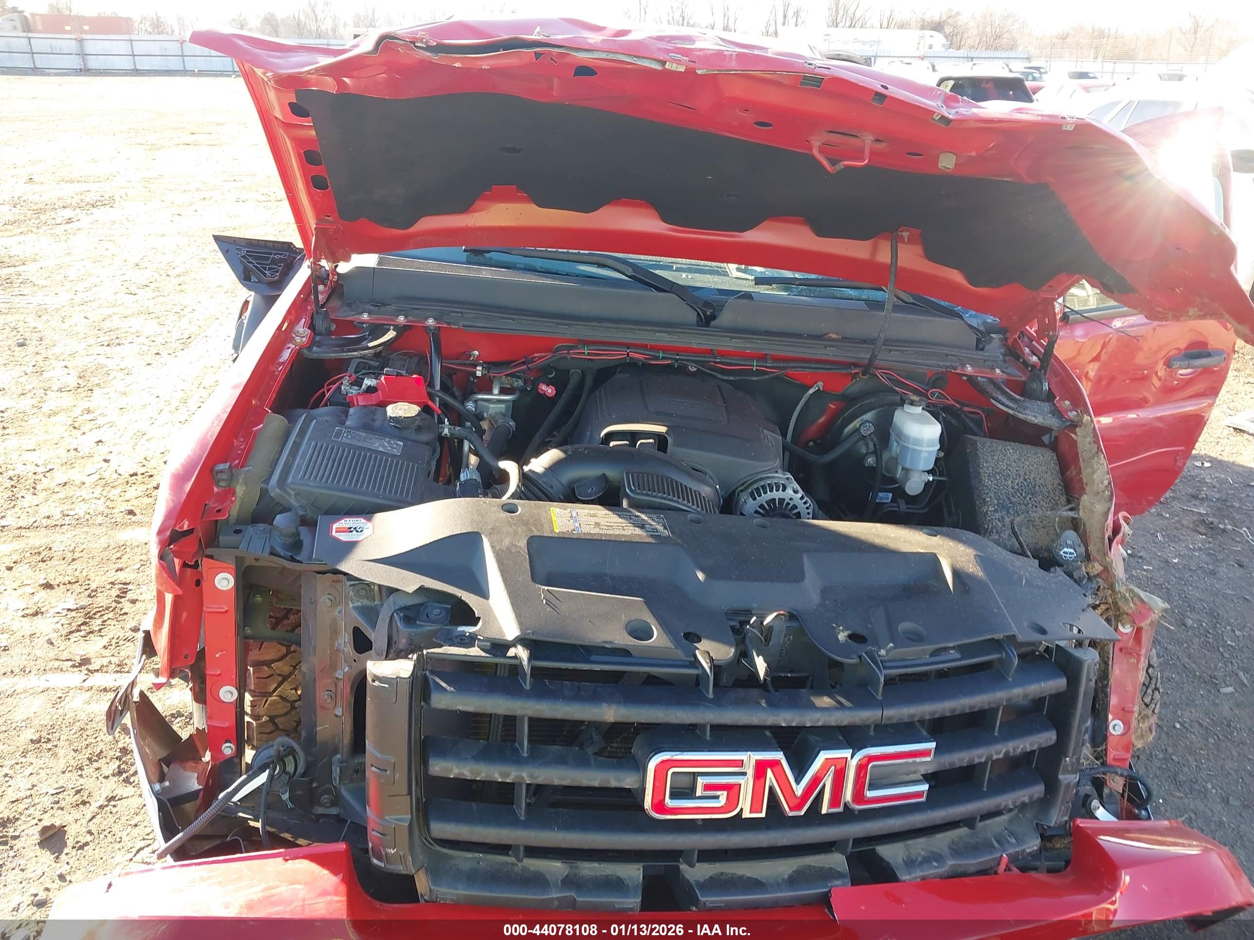 GMC SIERRA image 10