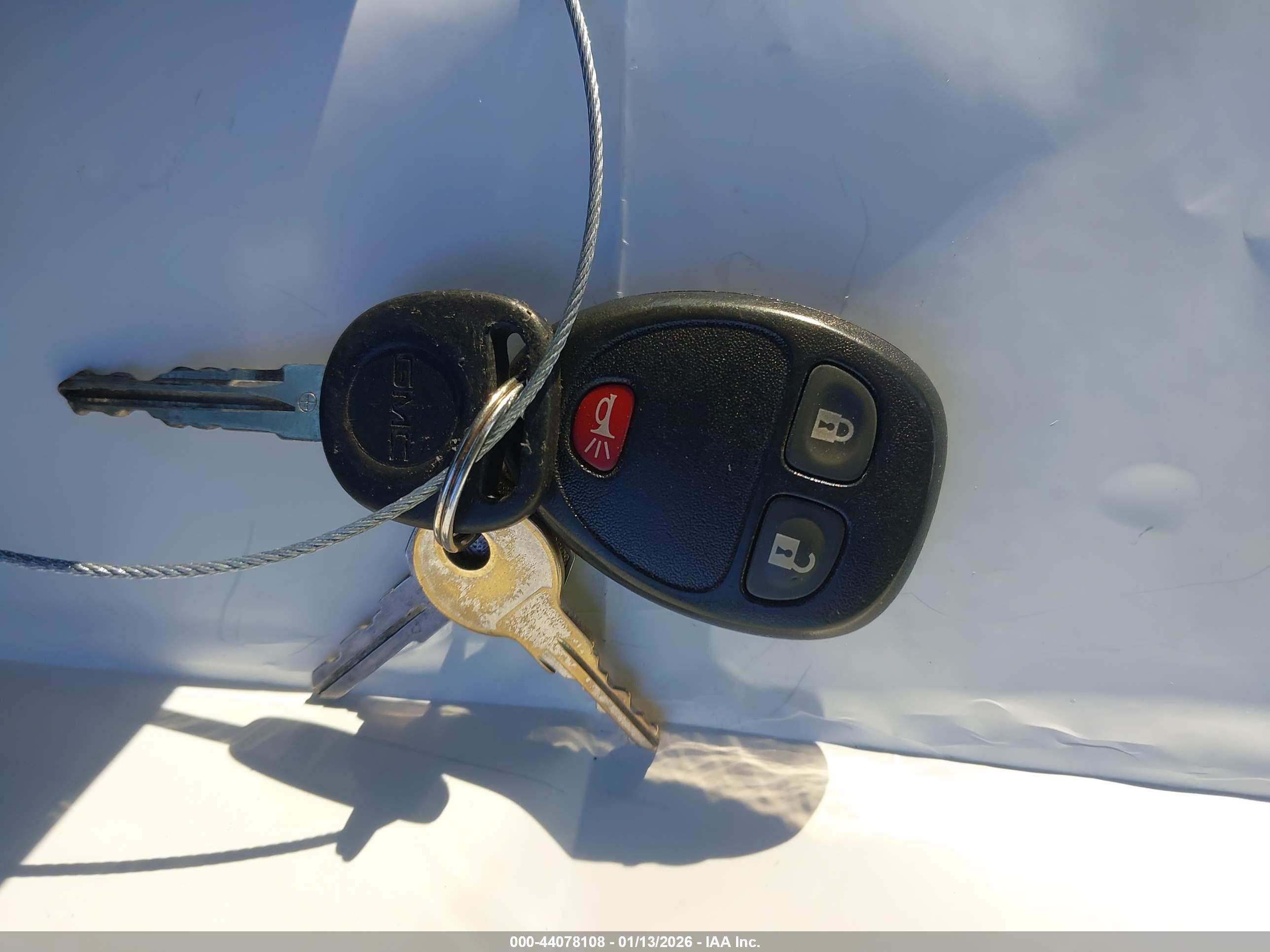 GMC SIERRA image 11