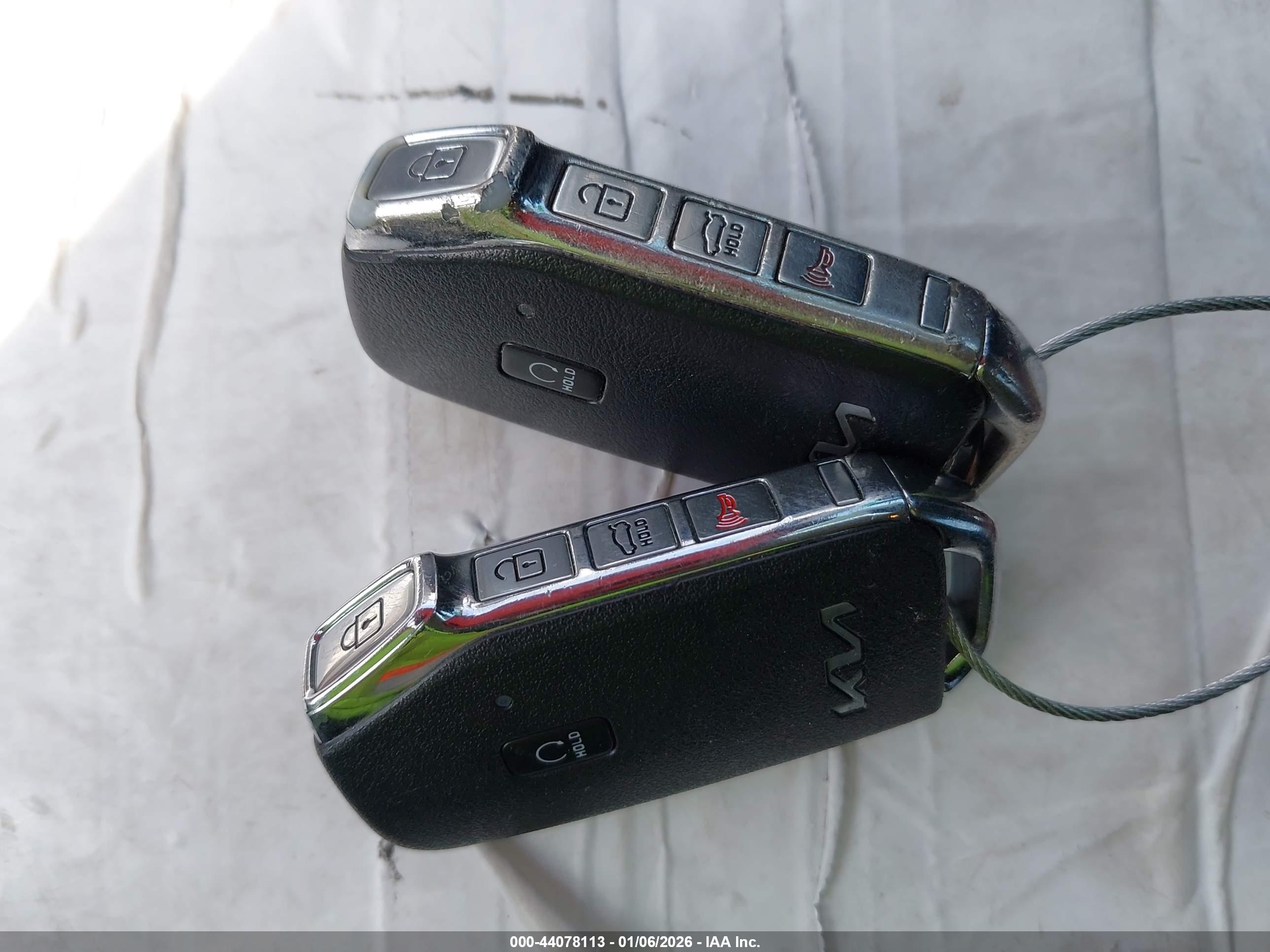 KIA K5 image 11