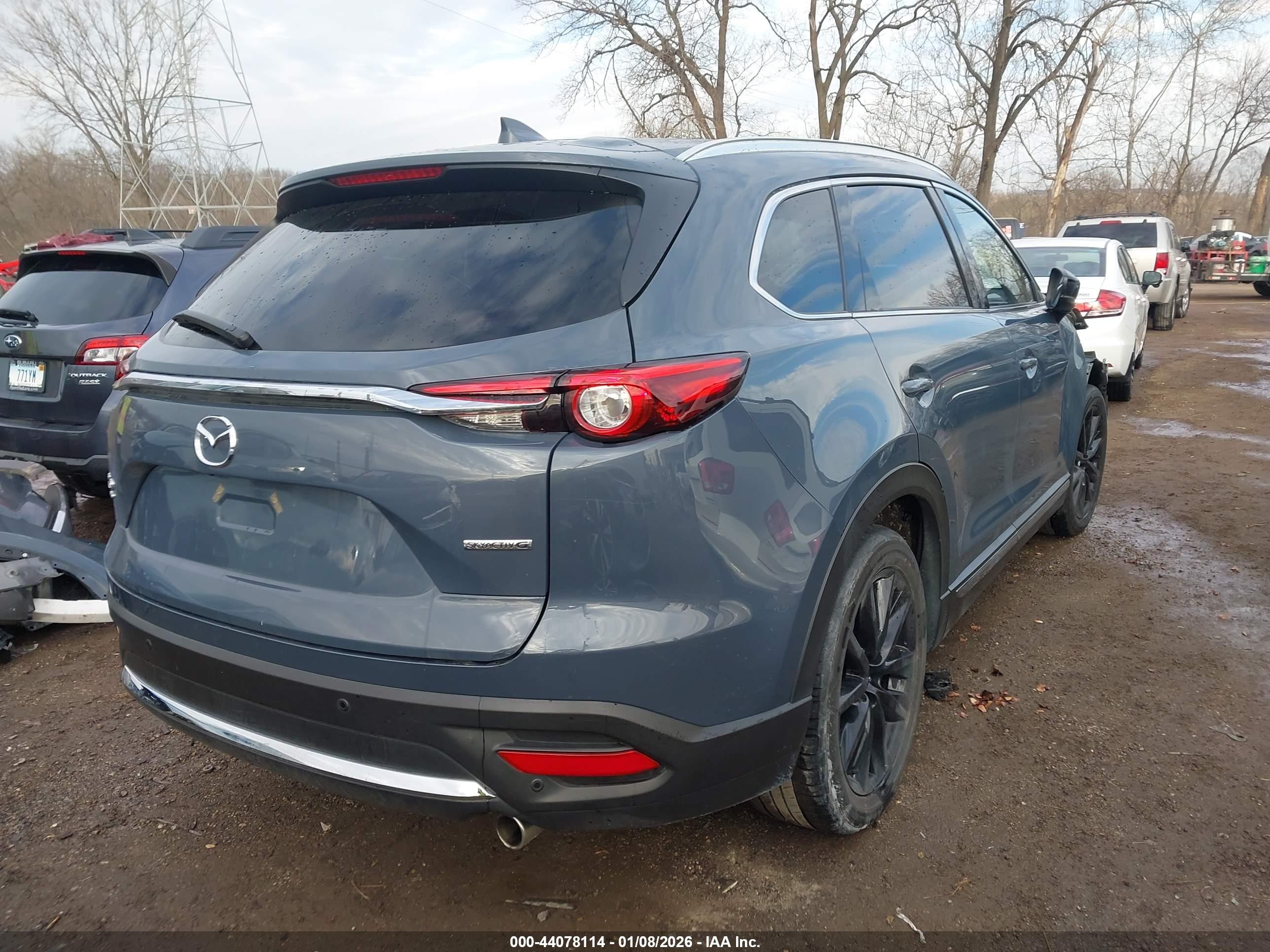 MAZDA CX-9 image 4