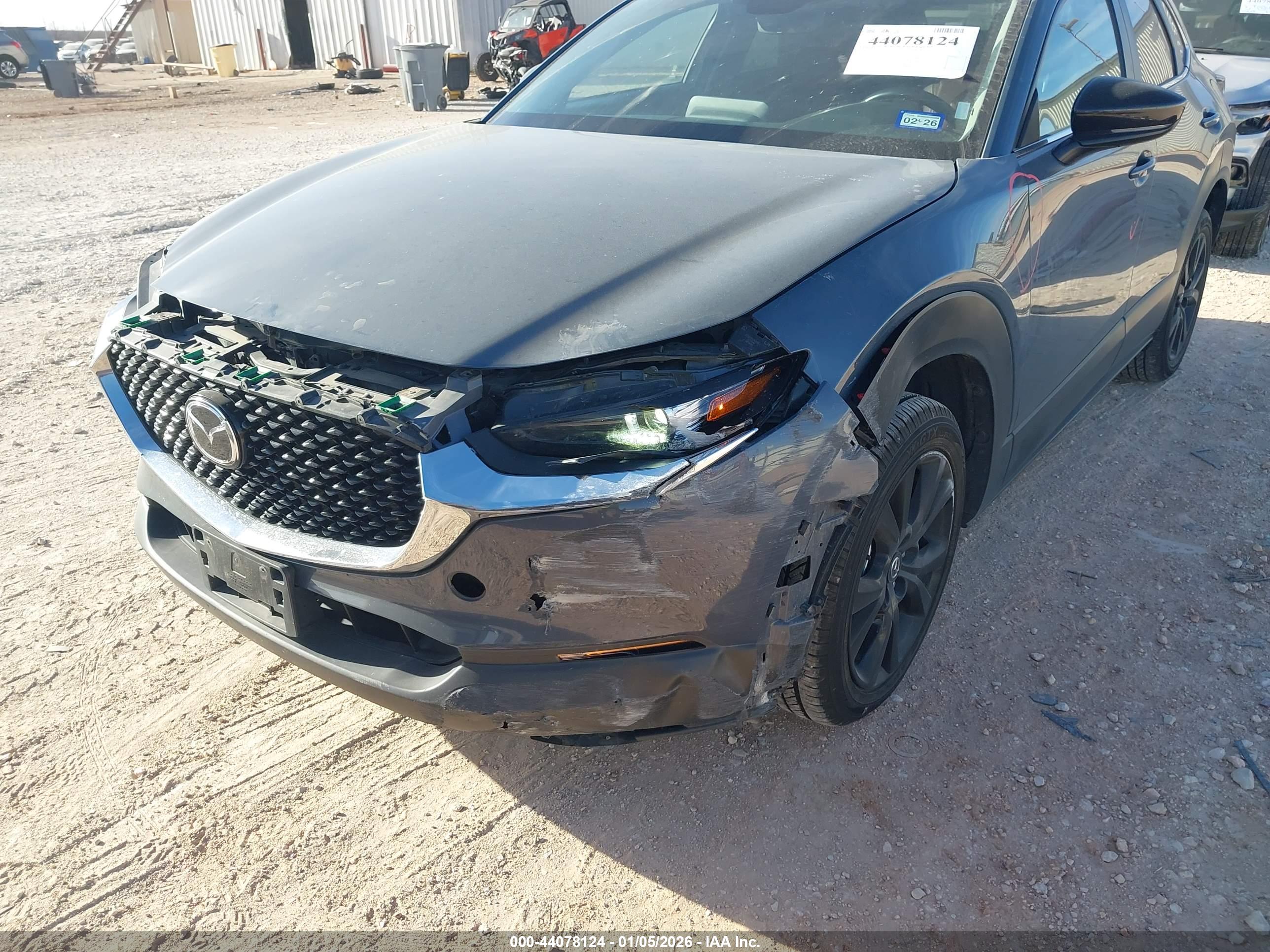 MAZDA CX-30 image 6