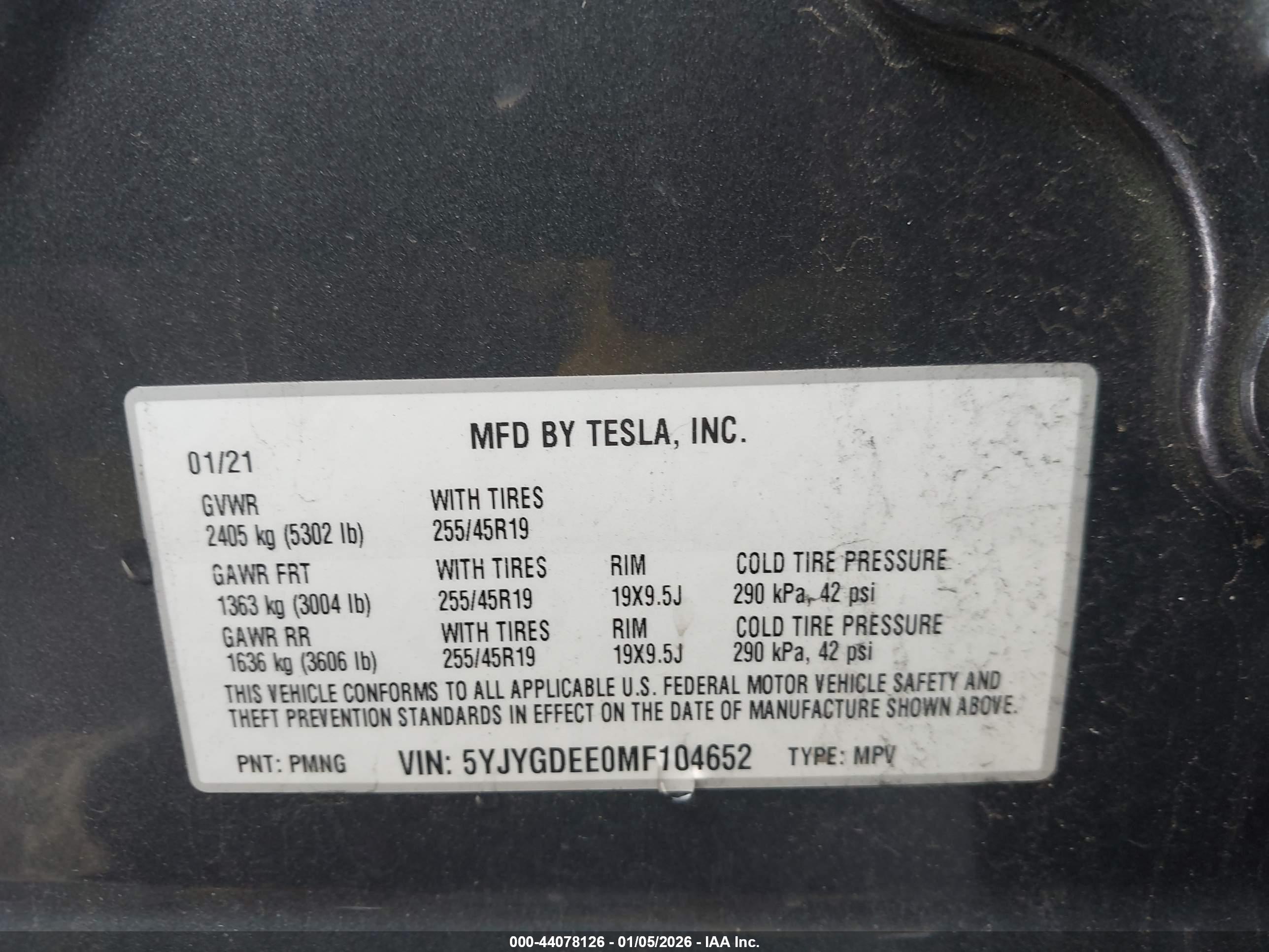 TESLA MODEL image 9