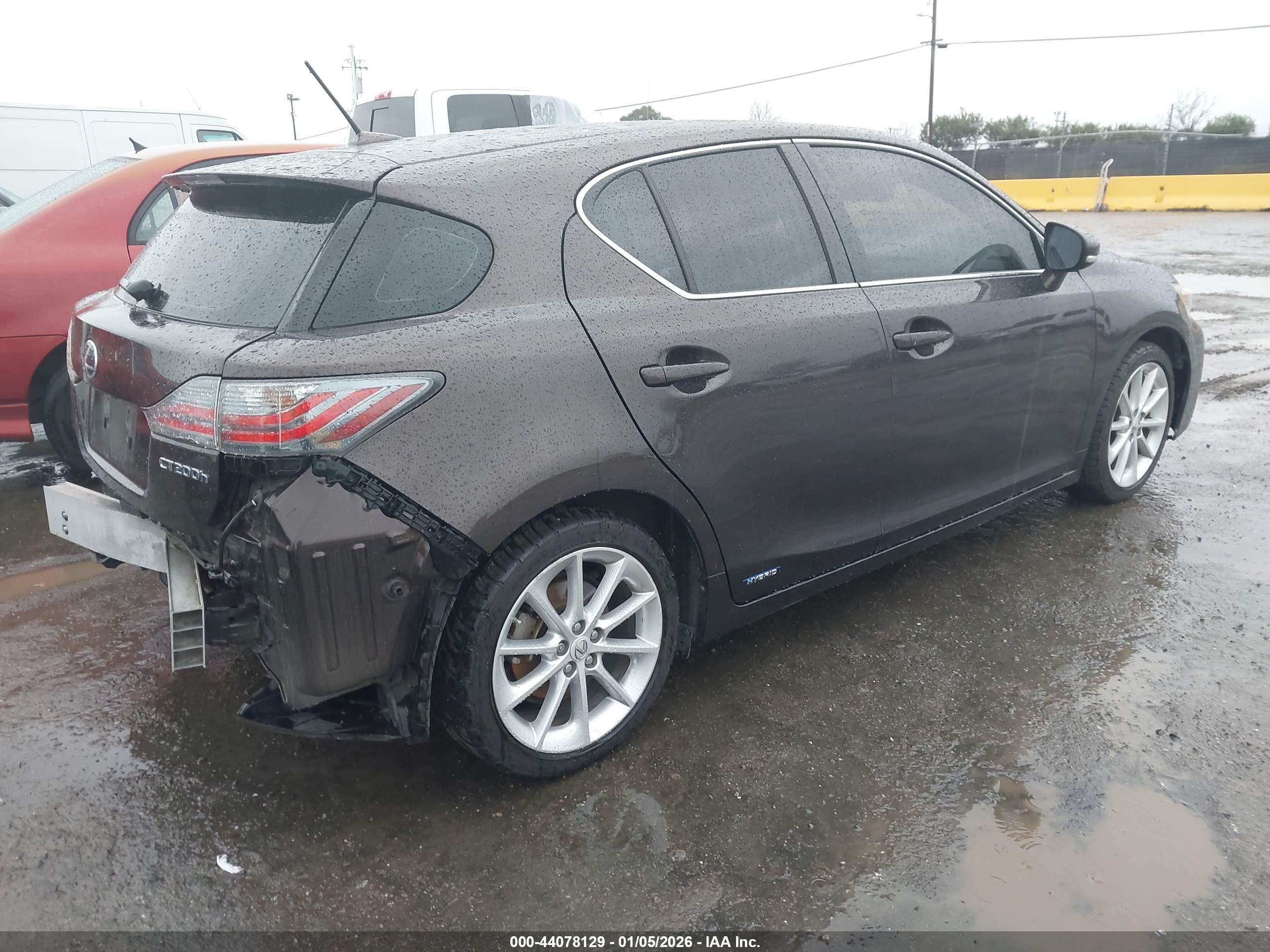 LEXUS CT image 4