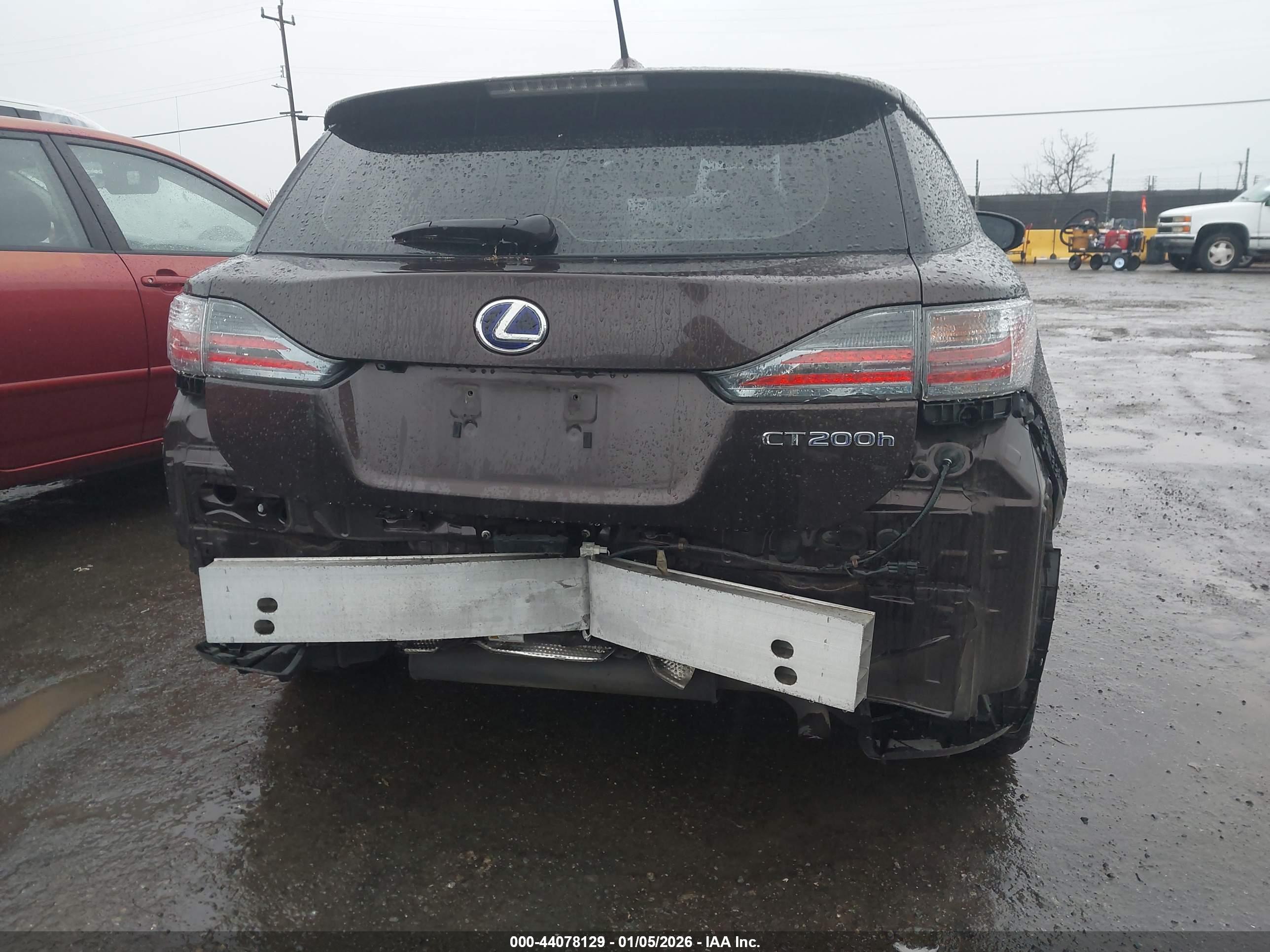 LEXUS CT image 6