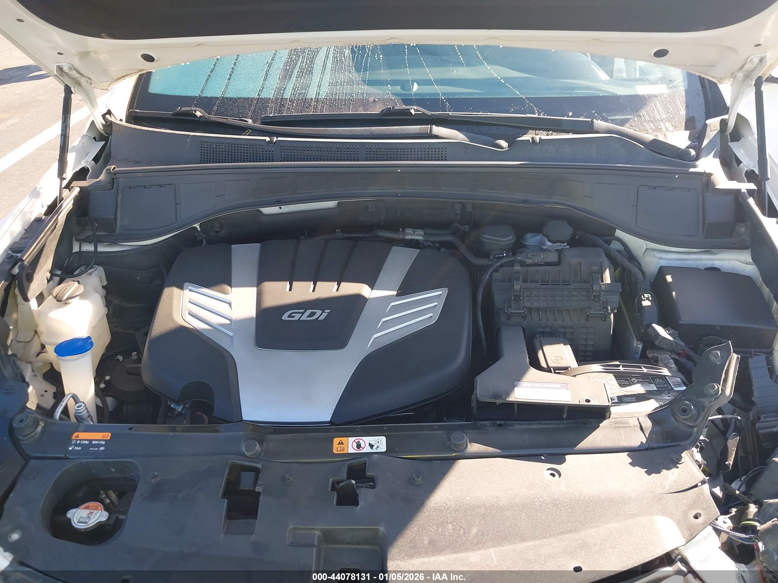 HYUNDAI SANTA image 10